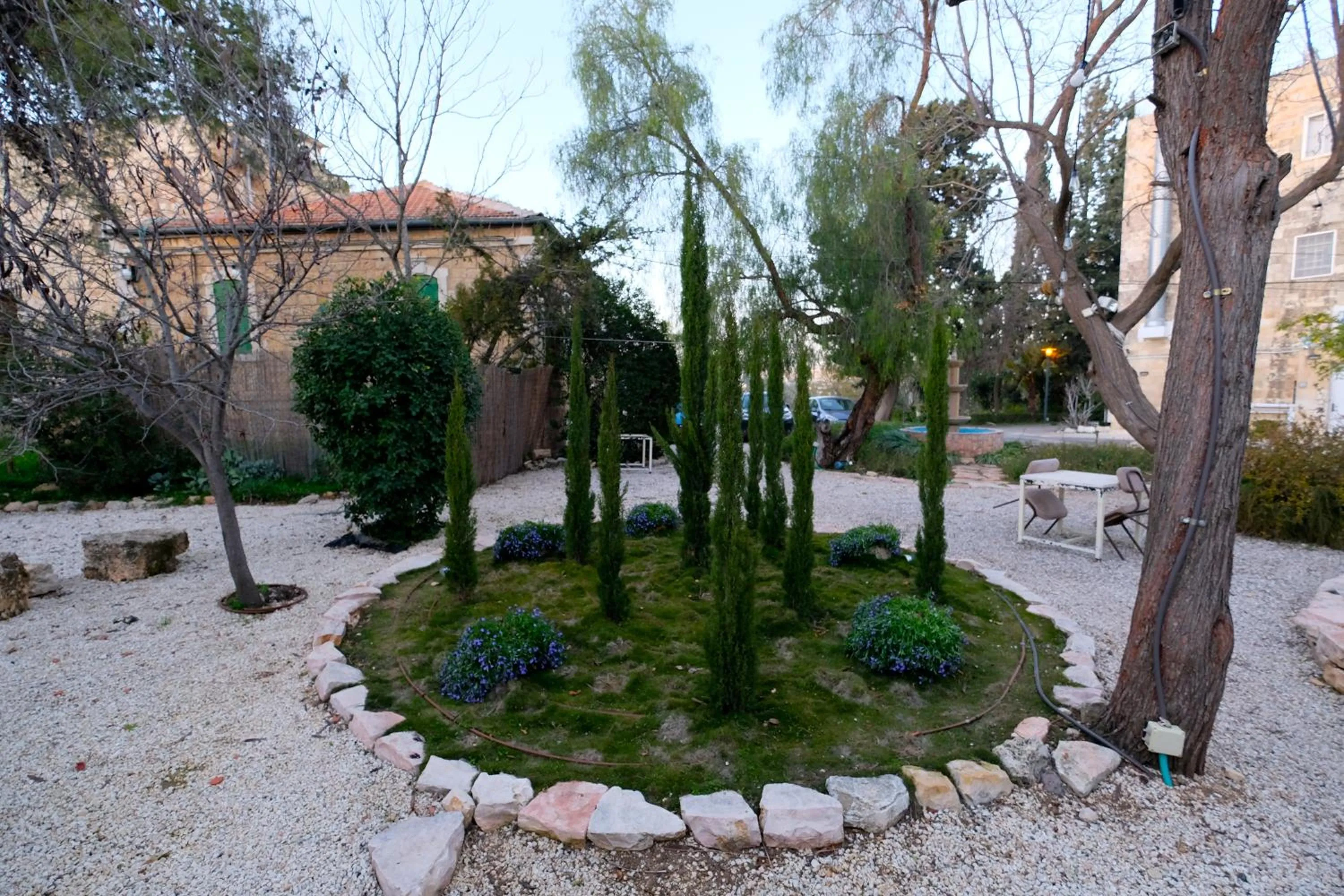 Garden in Scots House Hotel
