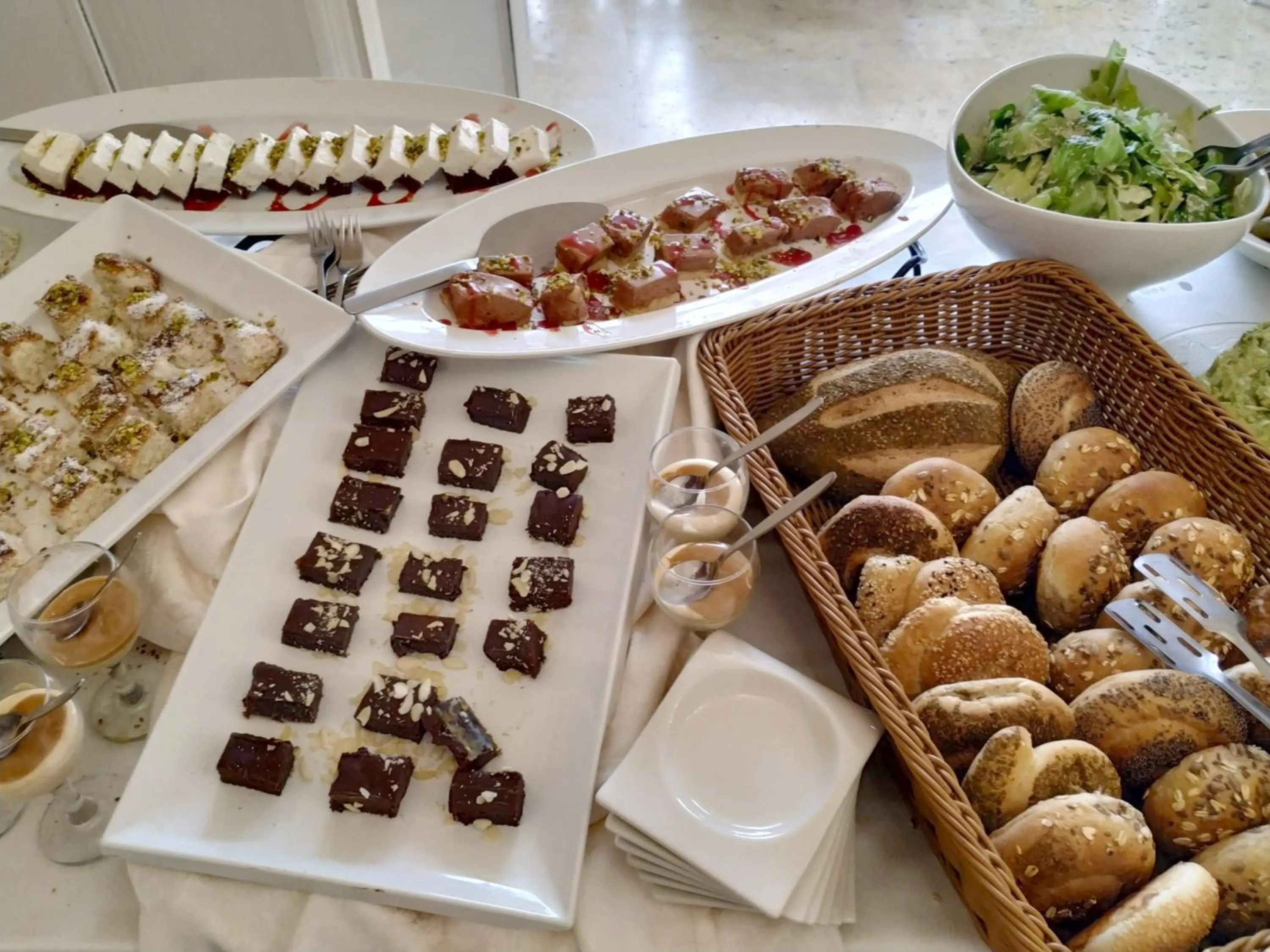 Food in Scots House Hotel