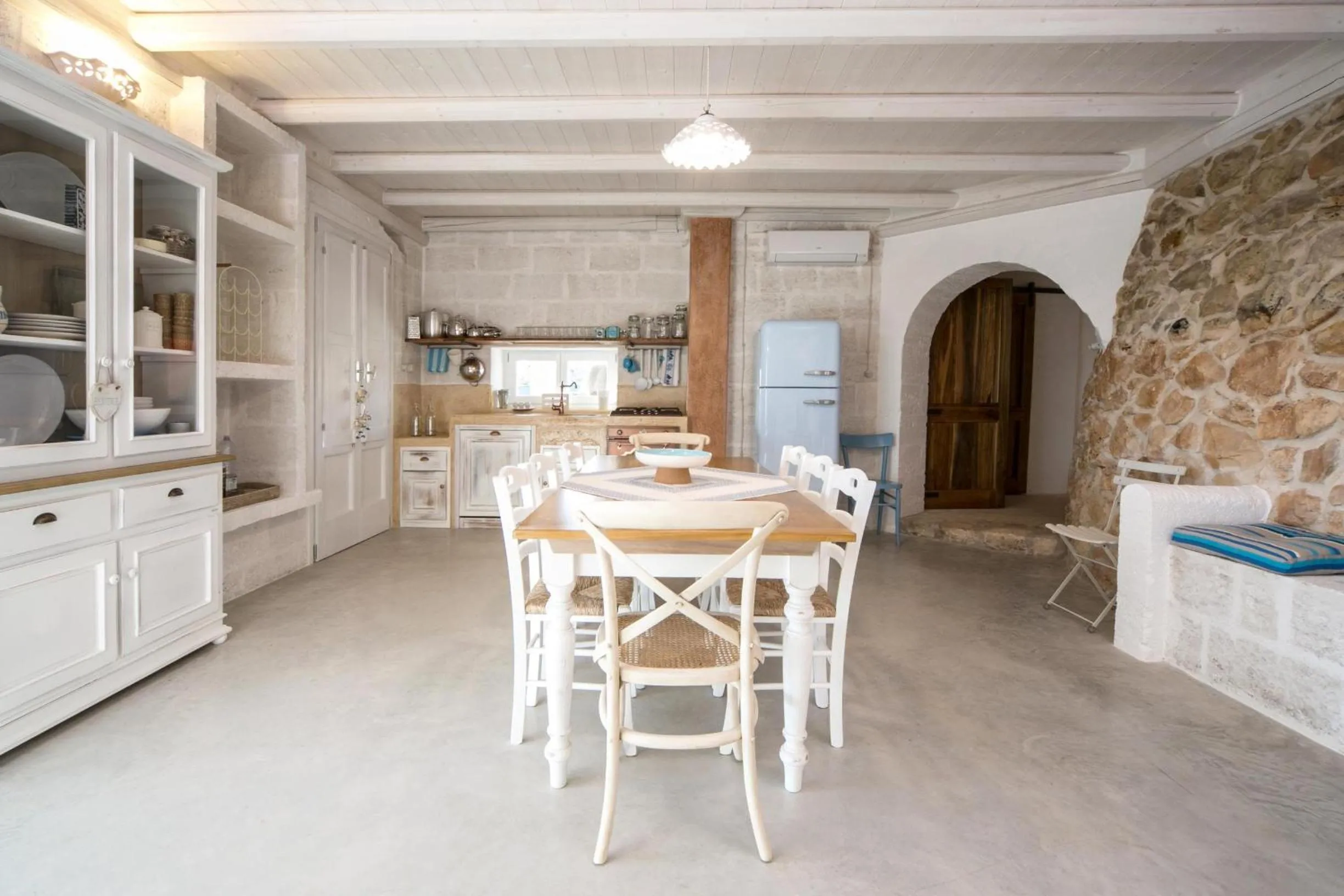 Kitchen or kitchenette in Villa Trullo Indipendente