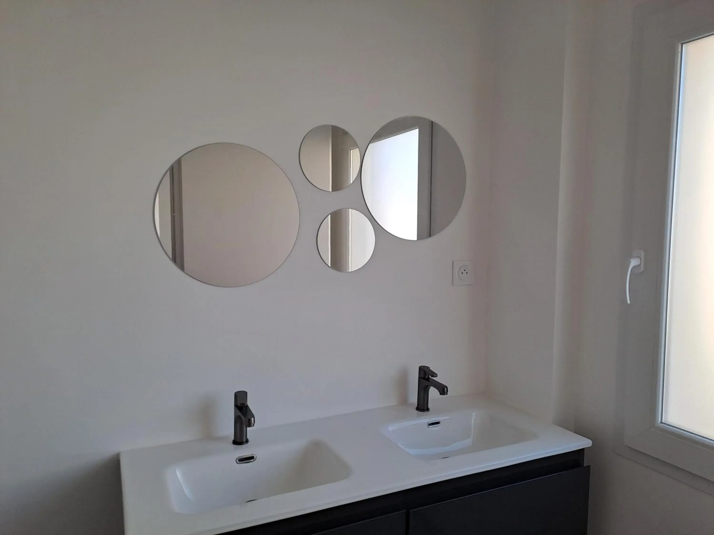 Family Room with Garden View in Chambres d'Hôtes Château Pierre de Montignac Family Room with Garden View in Chambres d'Hôtes Château Pierre de Montignac