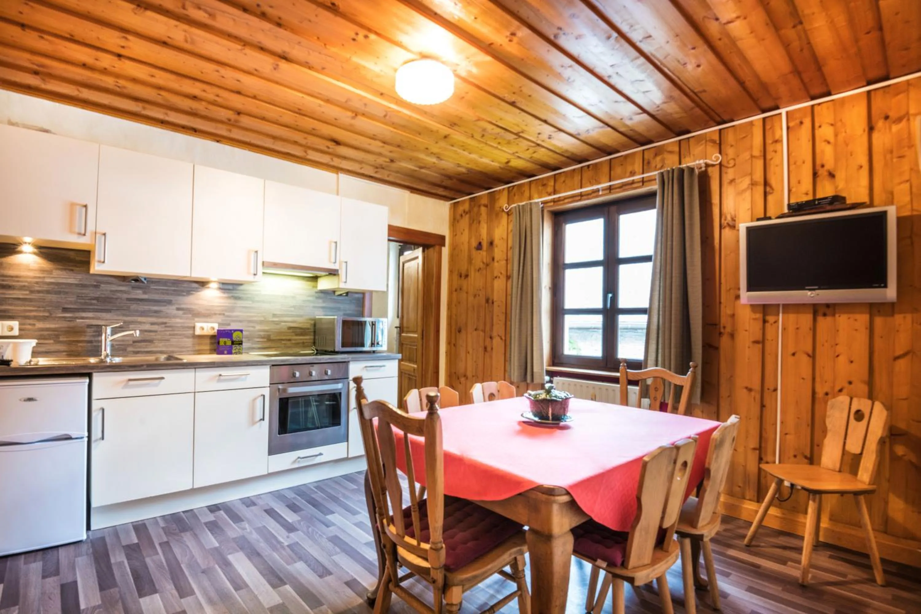 Kitchen or kitchenette in Domaine du Moulin d'Asselborn