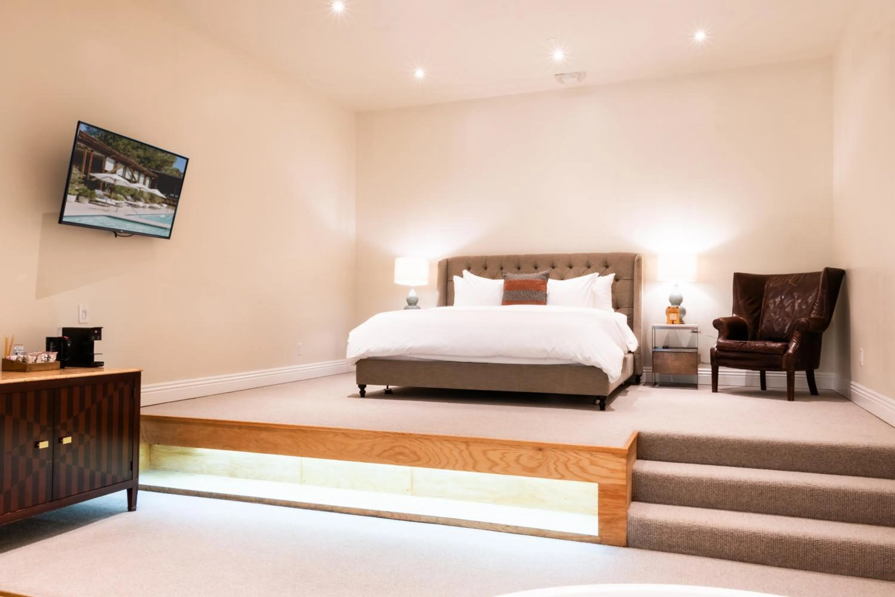 Bedroom, Bed in Calamigos Guest Ranch and Beach Club