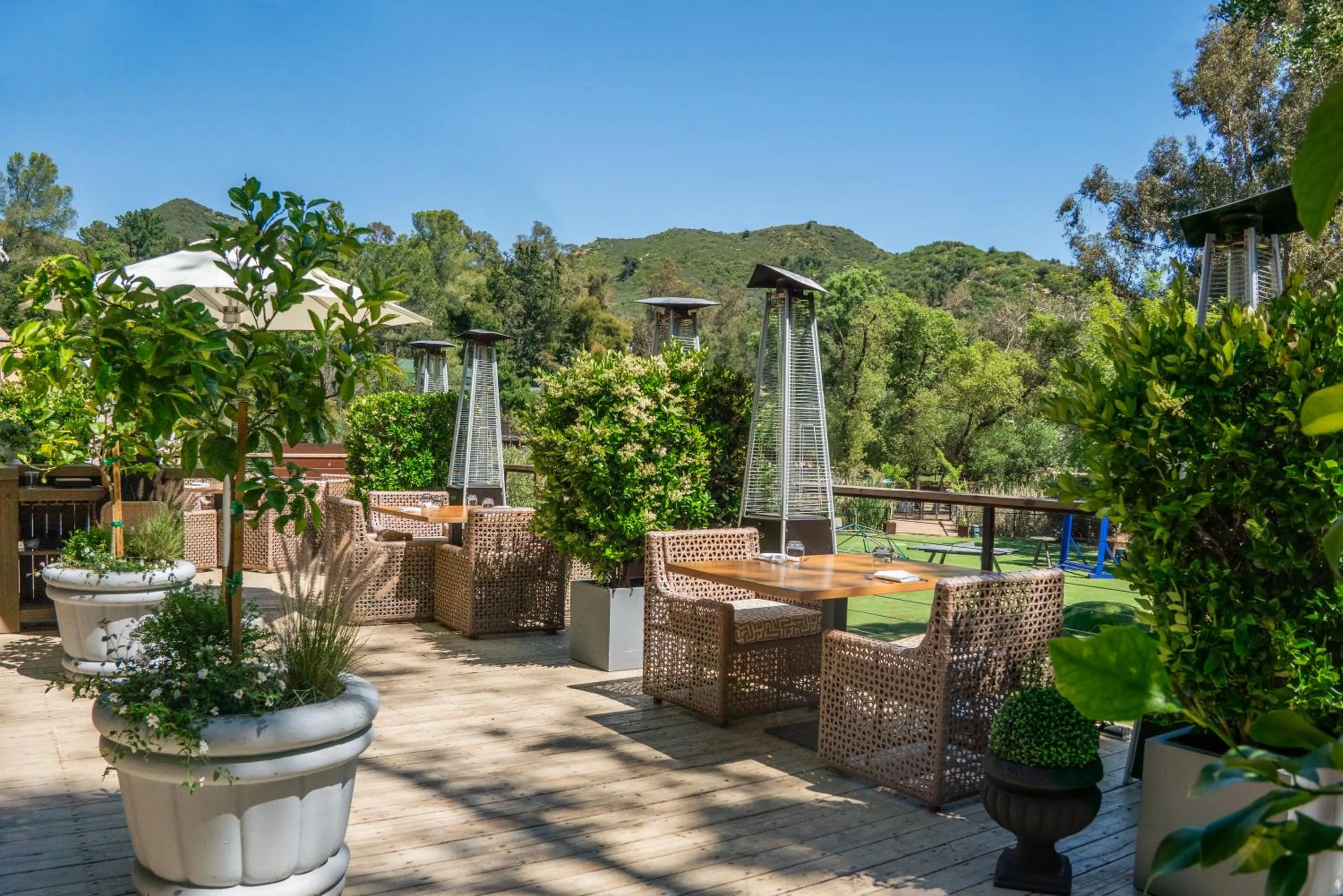 Restaurant/places to eat in Calamigos Guest Ranch and Beach Club