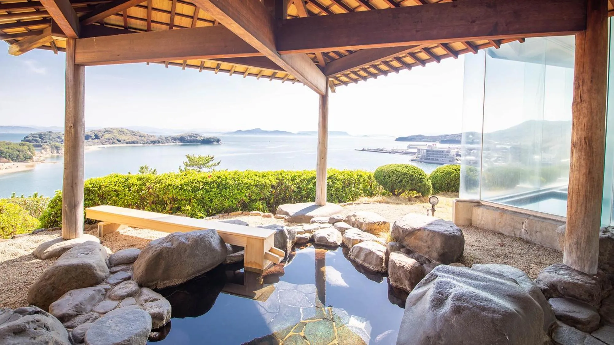 Open Air Bath in Tenku Hotel Kairo