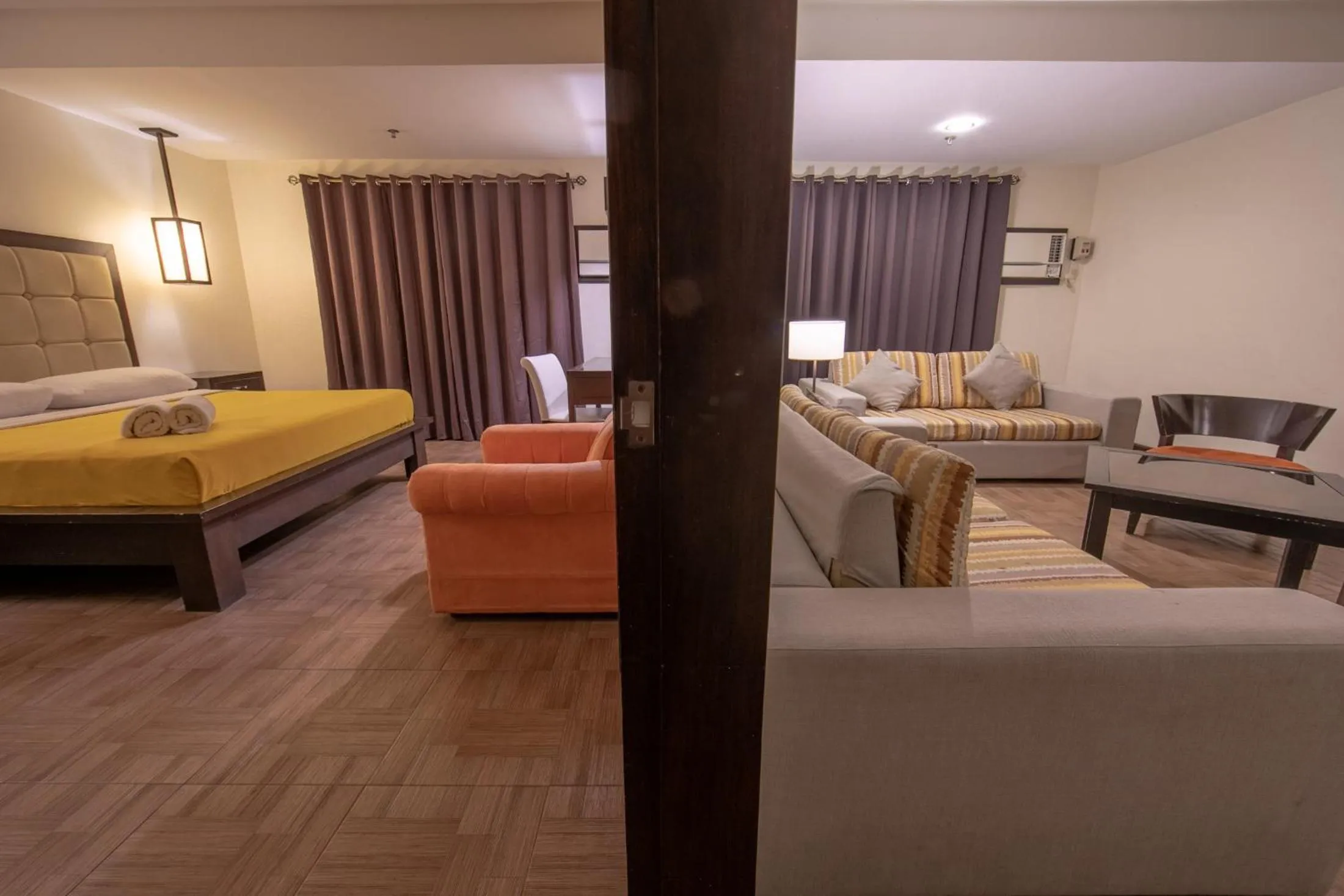 Bed in Rosvenil Hotel