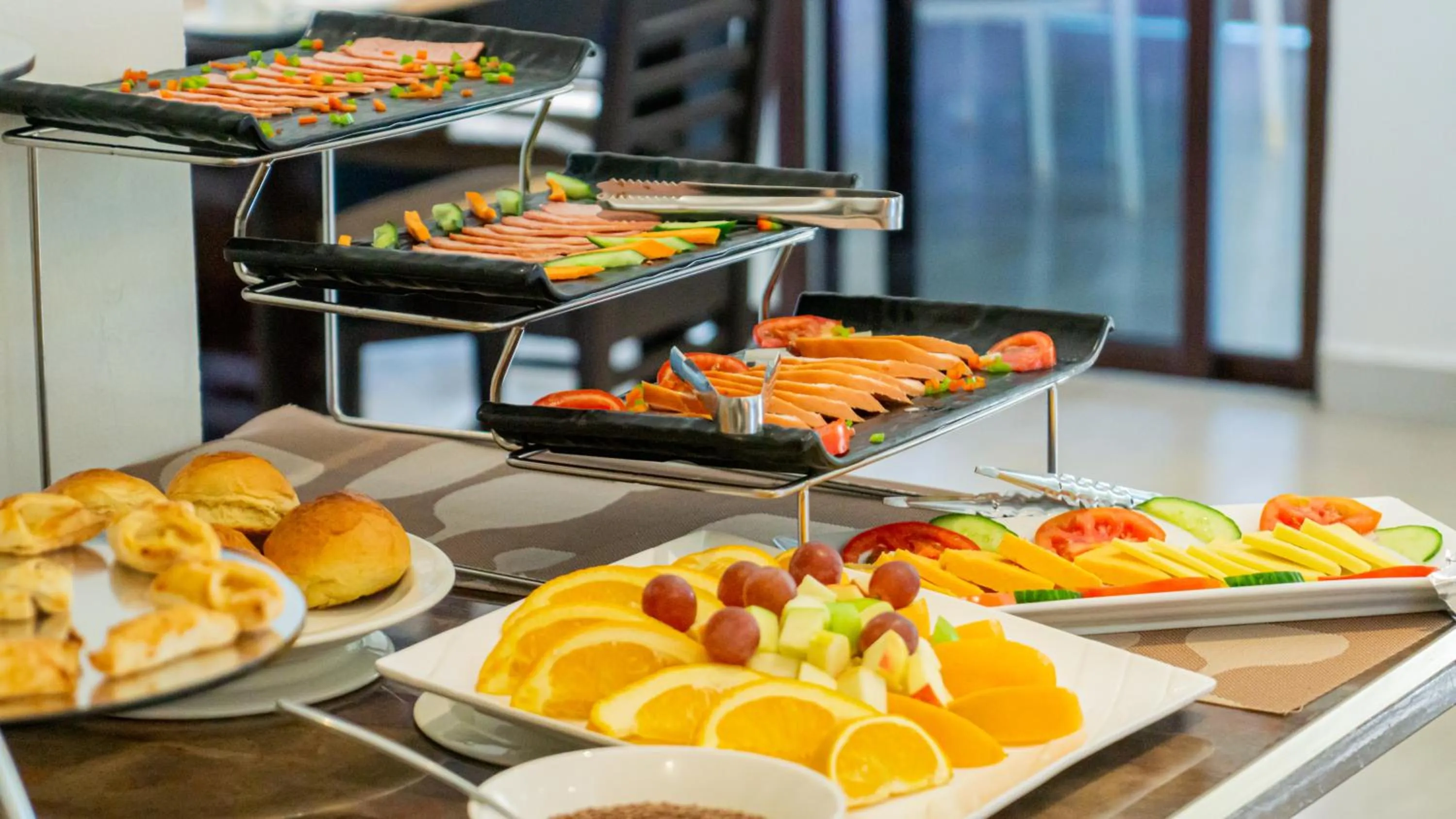 Buffet breakfast in Twangale Resort & Spa