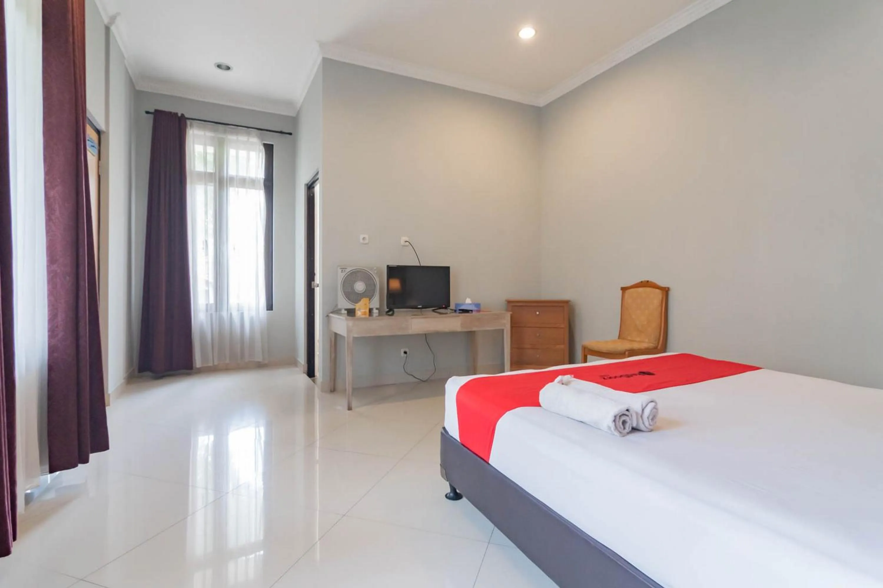 Bedroom, Bed in RedDoorz at Palagan Joglo Sersan Bajuri