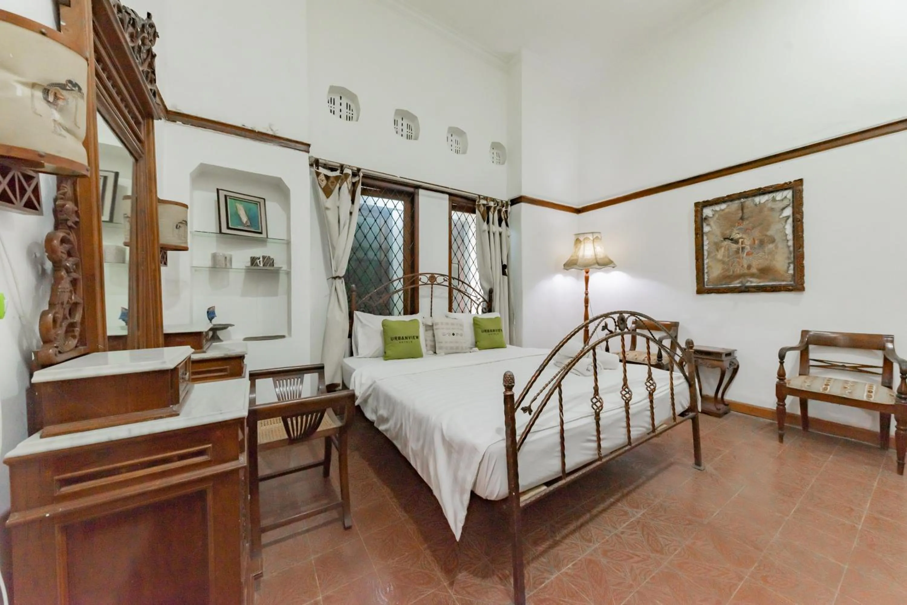 Bedroom, Bed in Urbanview De Ethnic Hotel Bandung by RedDoorz