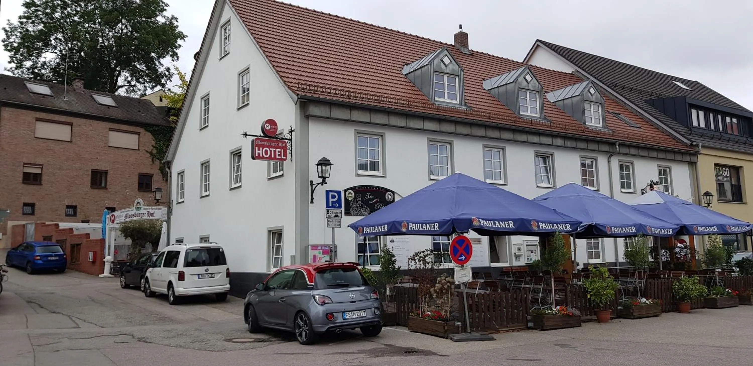 Property building in Moosburger Hof