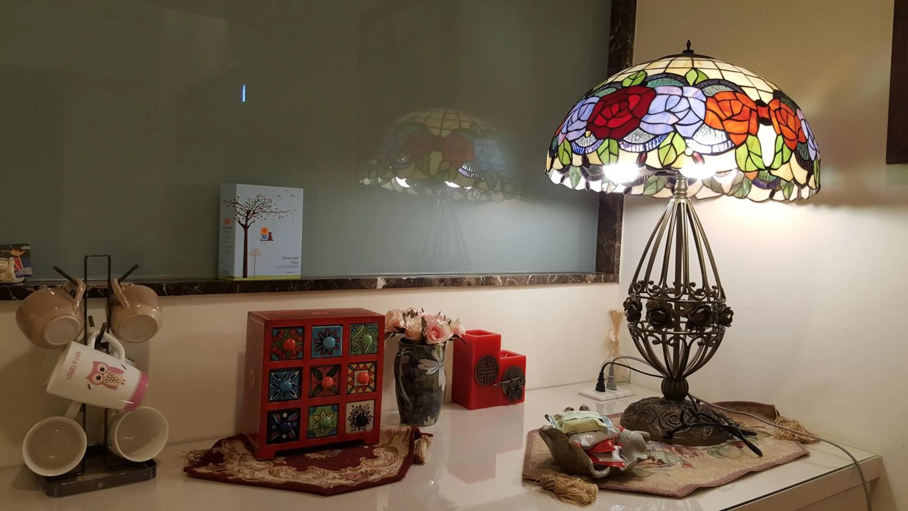 Decorative detail in Qinbian B&B