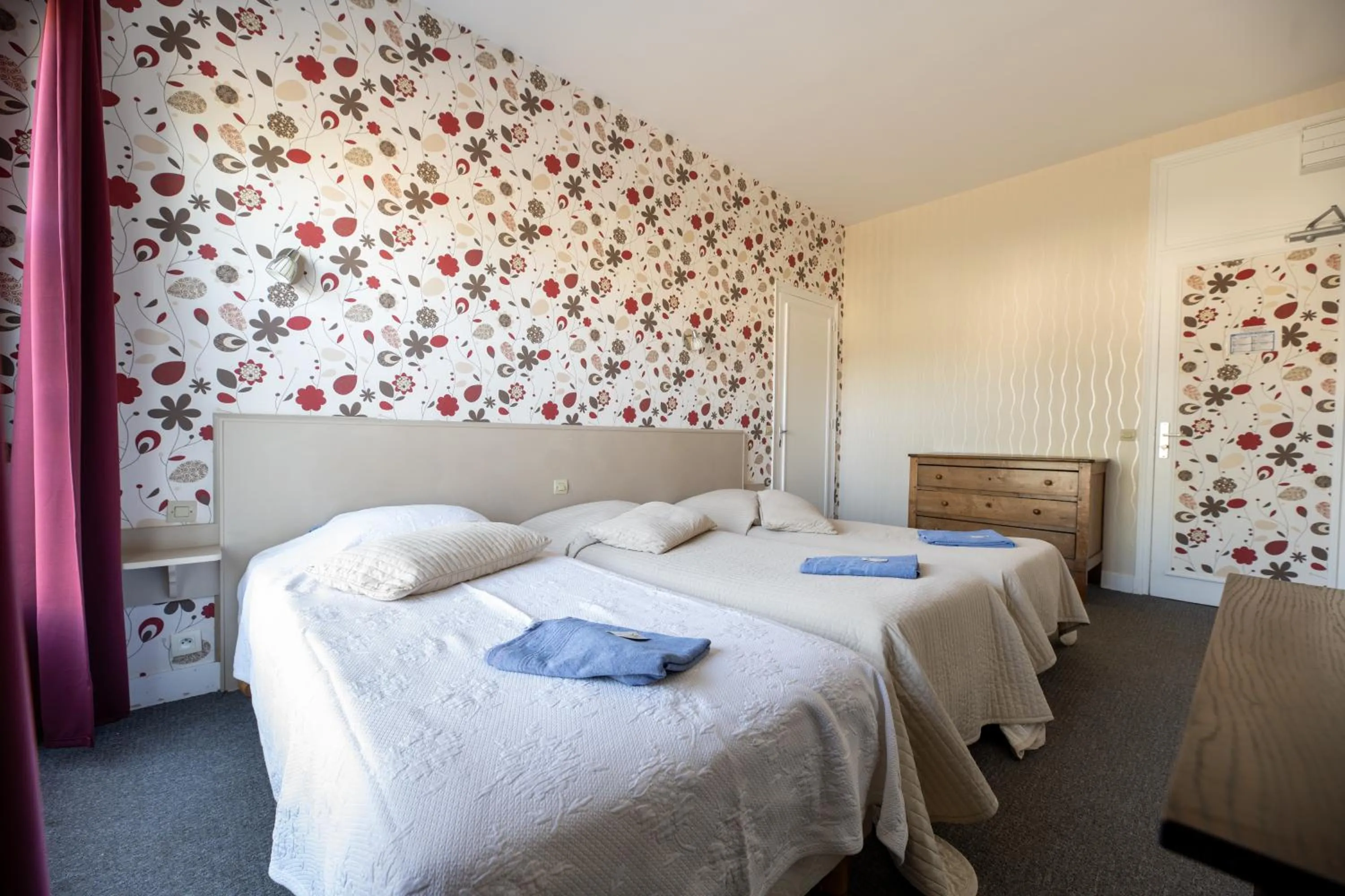 Bed in Gite Le Relais Saint Michel