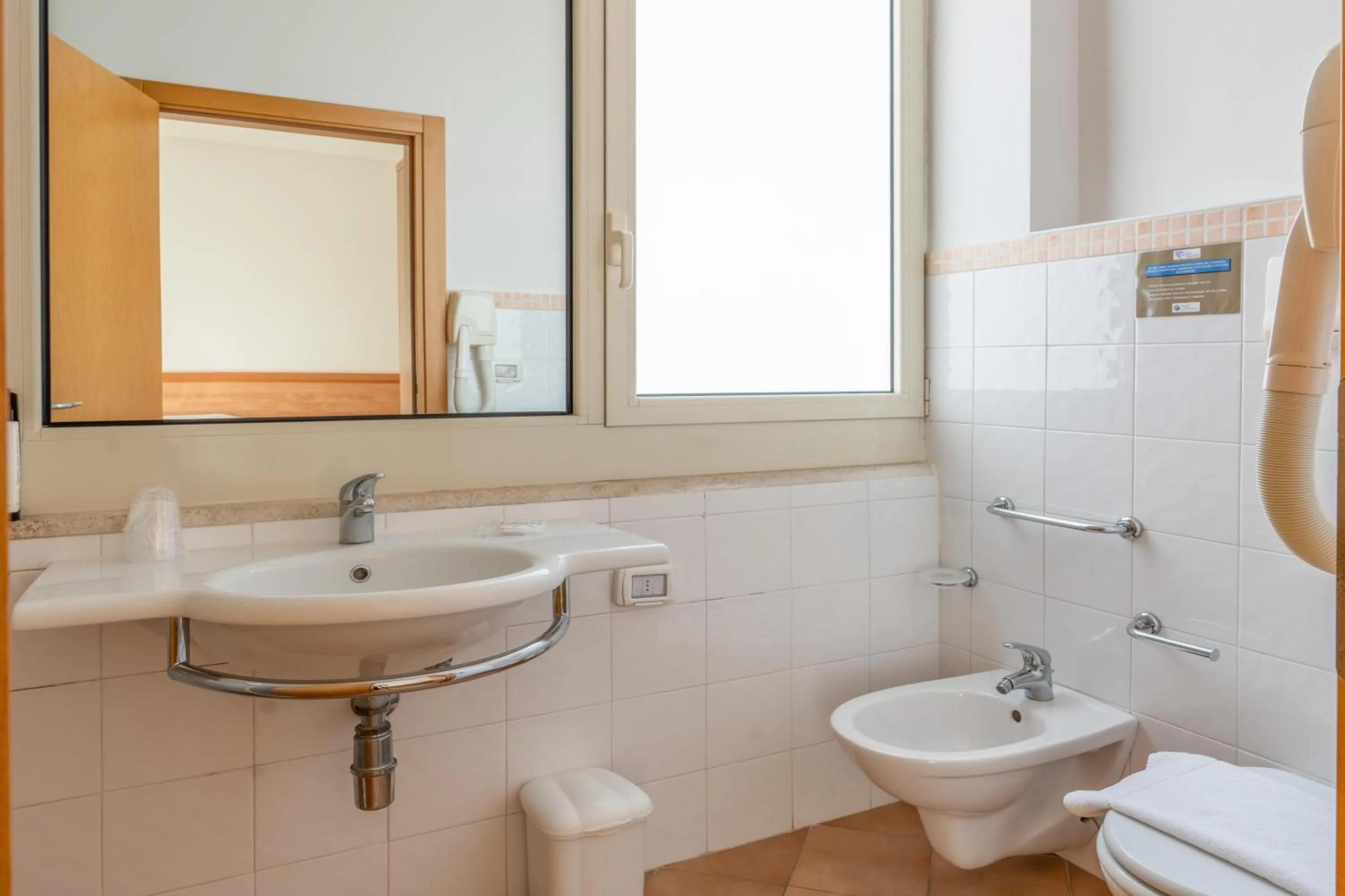 Bathroom in Hotel La Pineta