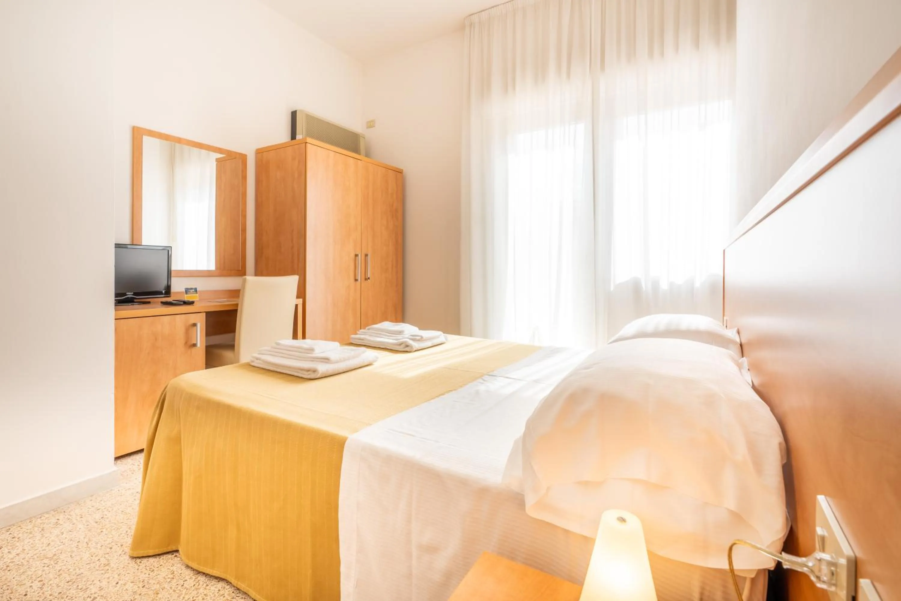 Photo of the whole room in Hotel La Pineta