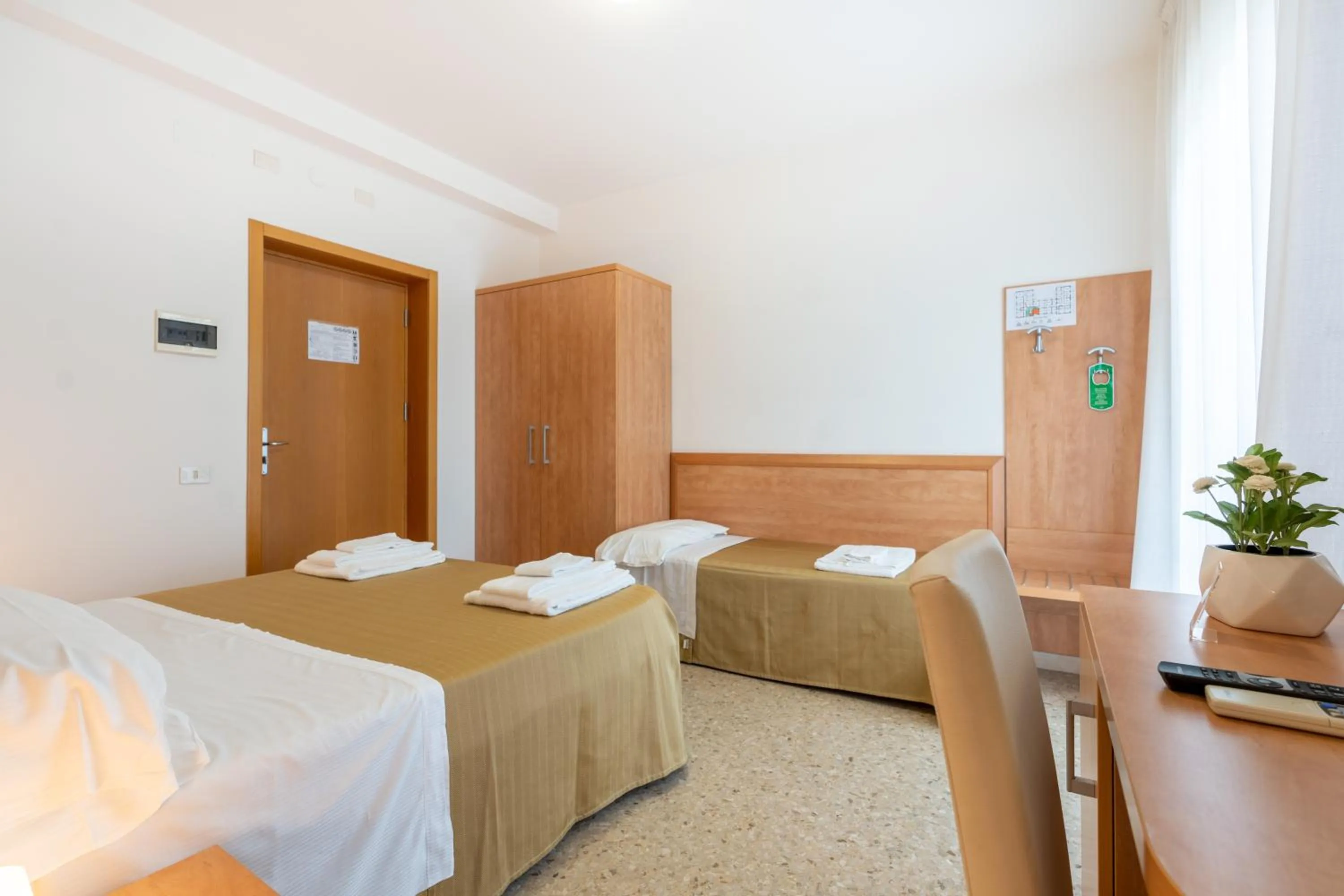 Photo of the whole room in Hotel La Pineta