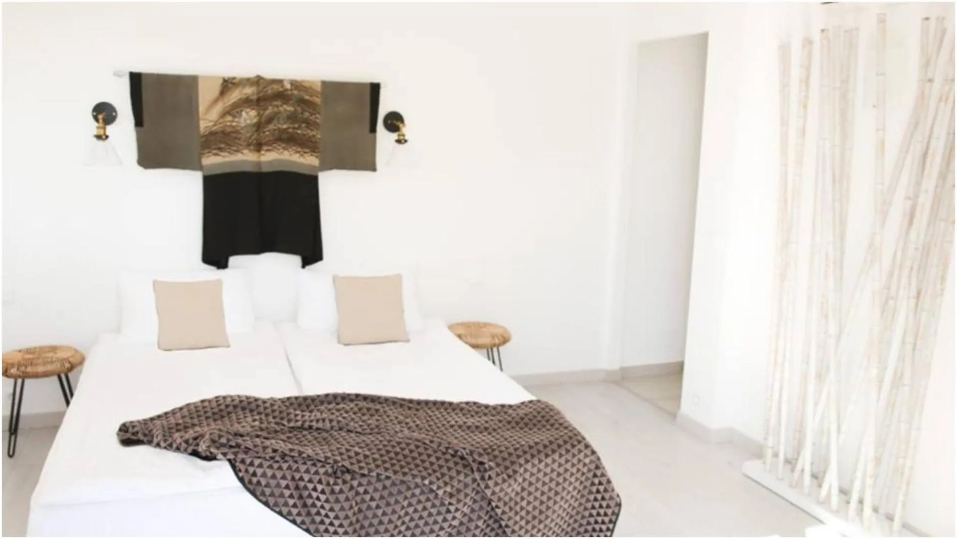 Bed in Villa Ruzanna