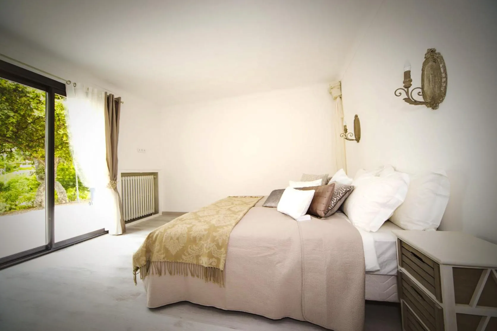 Bedroom, Bed in Villa Ruzanna