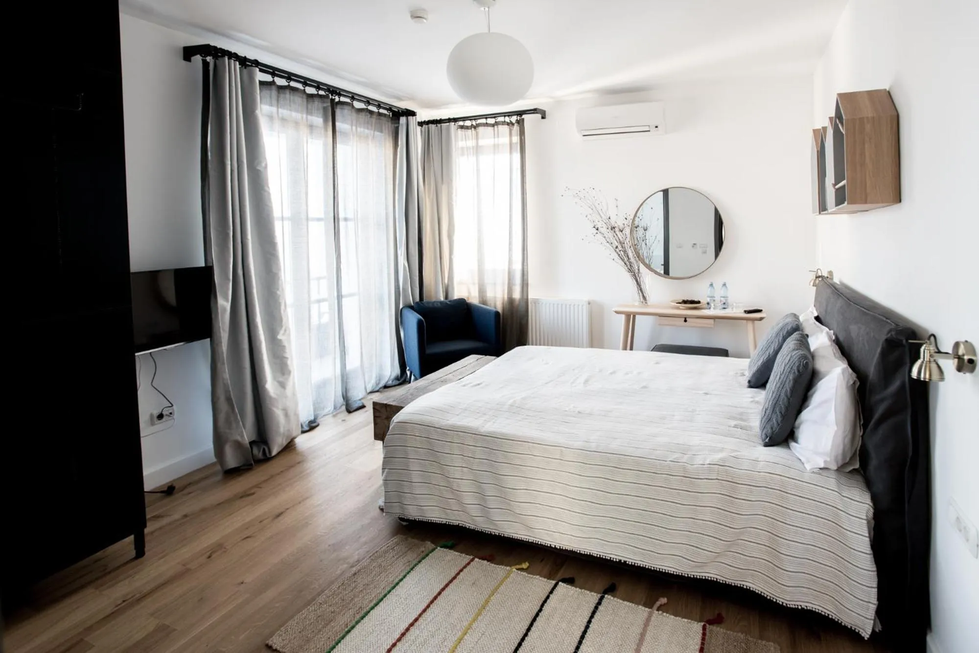 Bed in The Pines Boutique Villa