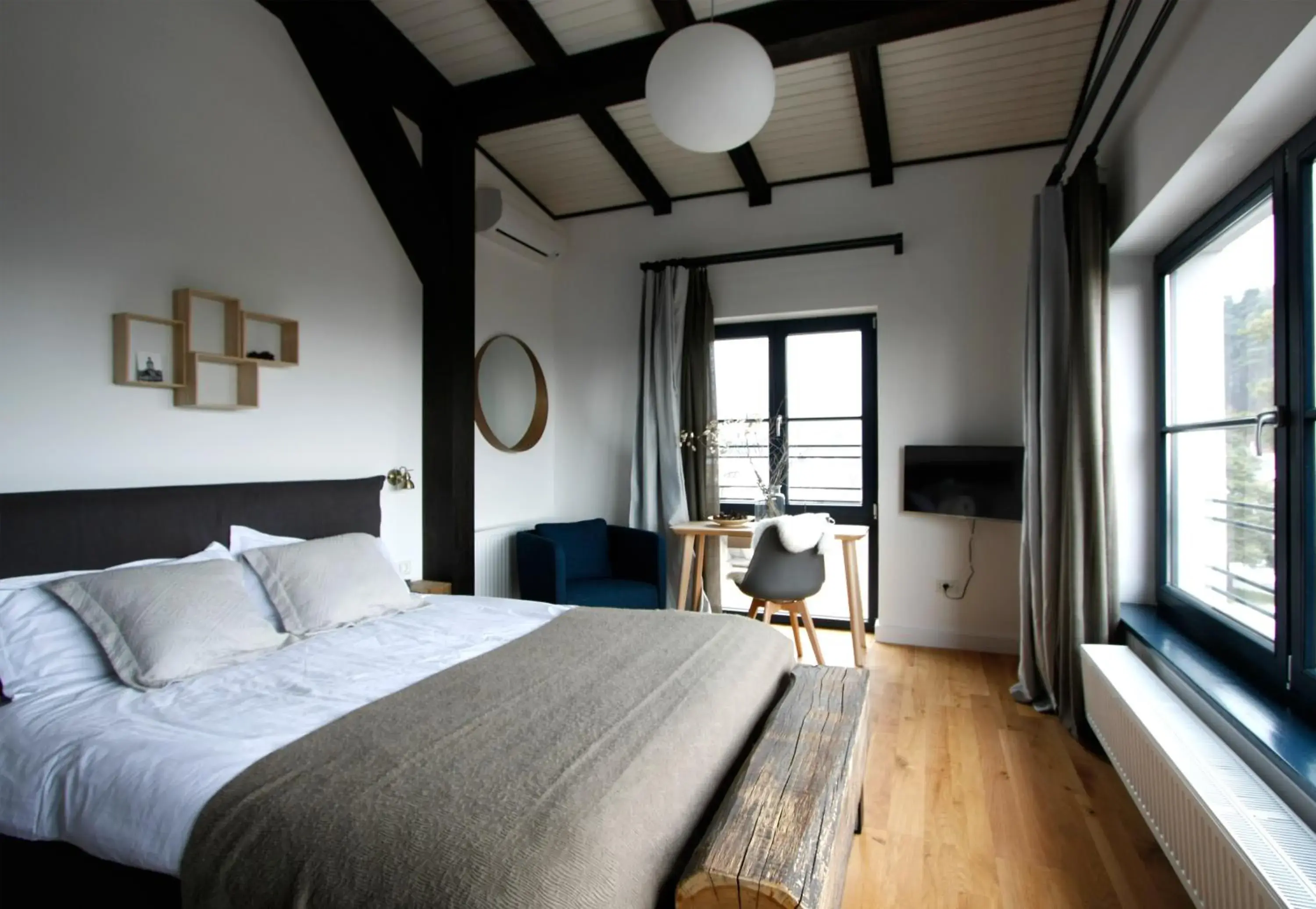 Deluxe Double Room - Pine View in The Pines Boutique Villa Deluxe Double Room - Pine View in The Pines Boutique Villa