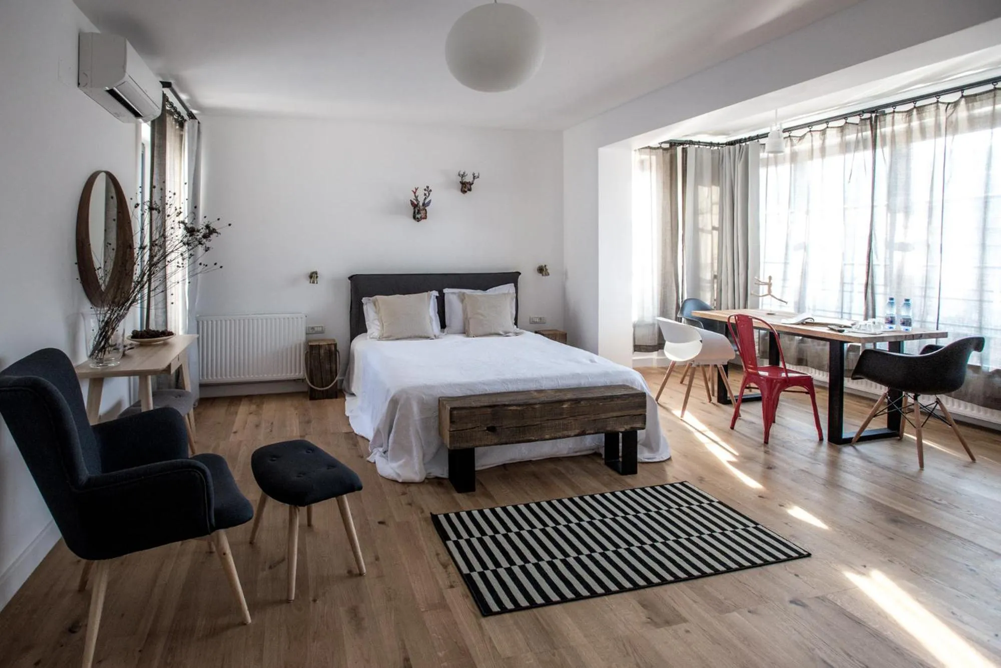 Bed in The Pines Boutique Villa