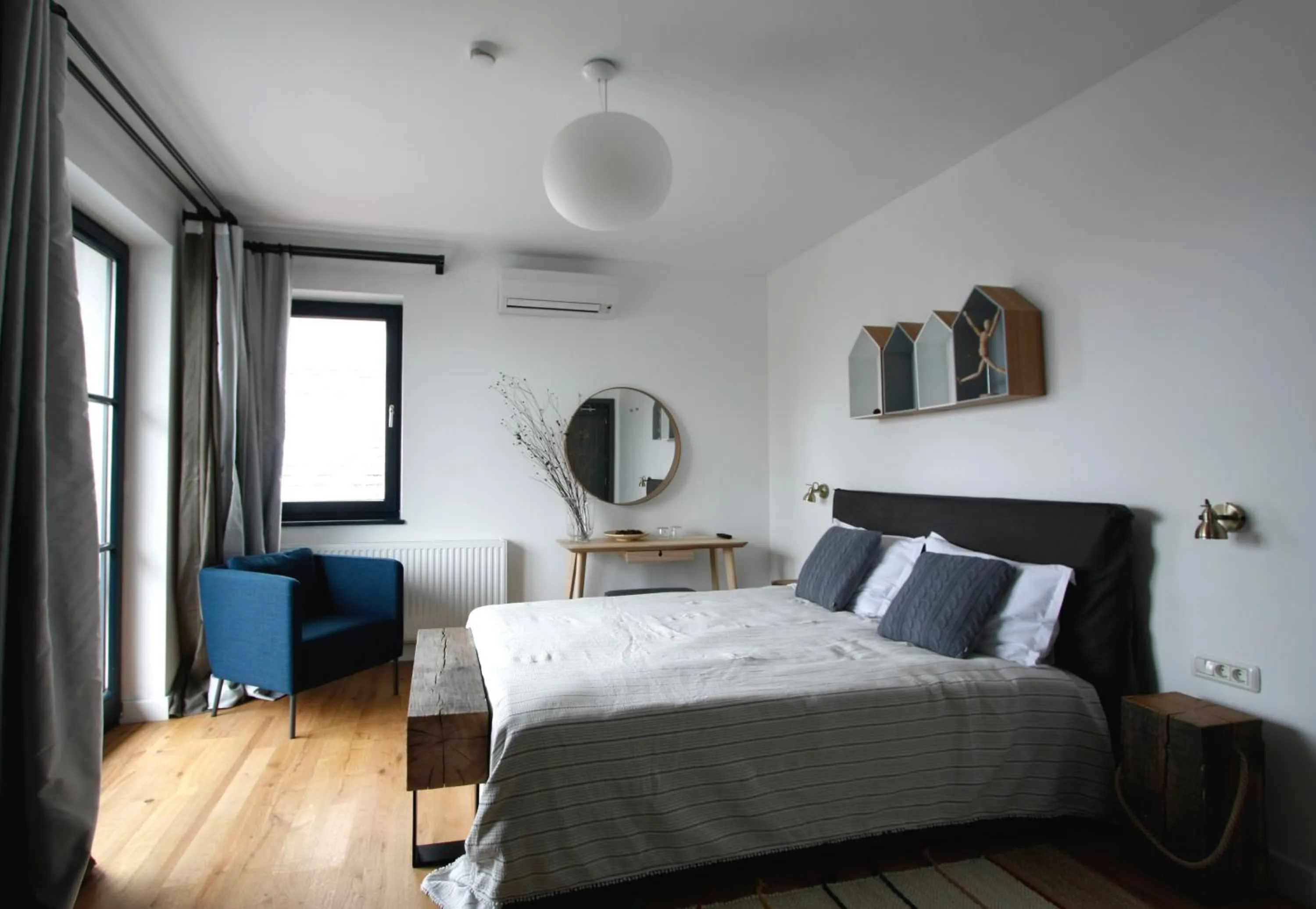 Bed in The Pines Boutique Villa