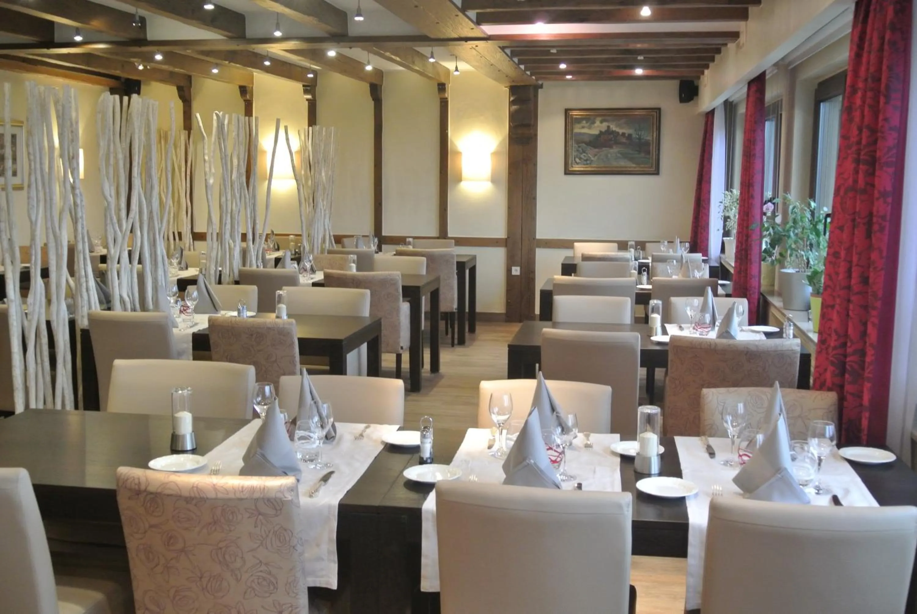 Restaurant/places to eat in Hotel Saint Fiacre