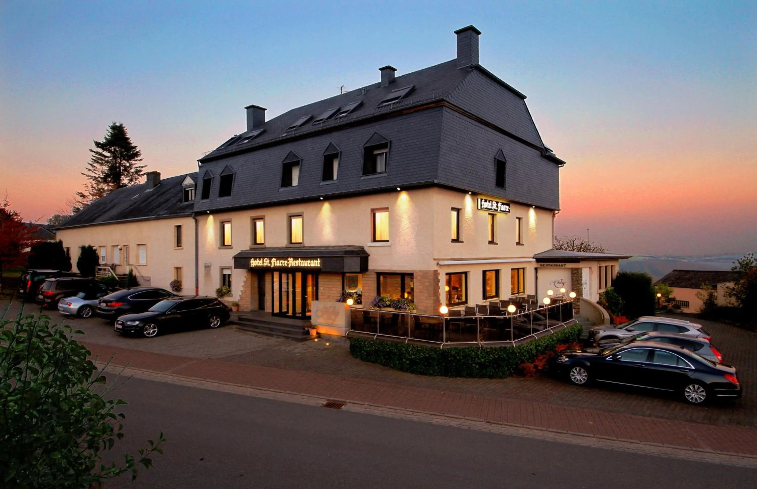 Facade/entrance in Hotel Saint Fiacre