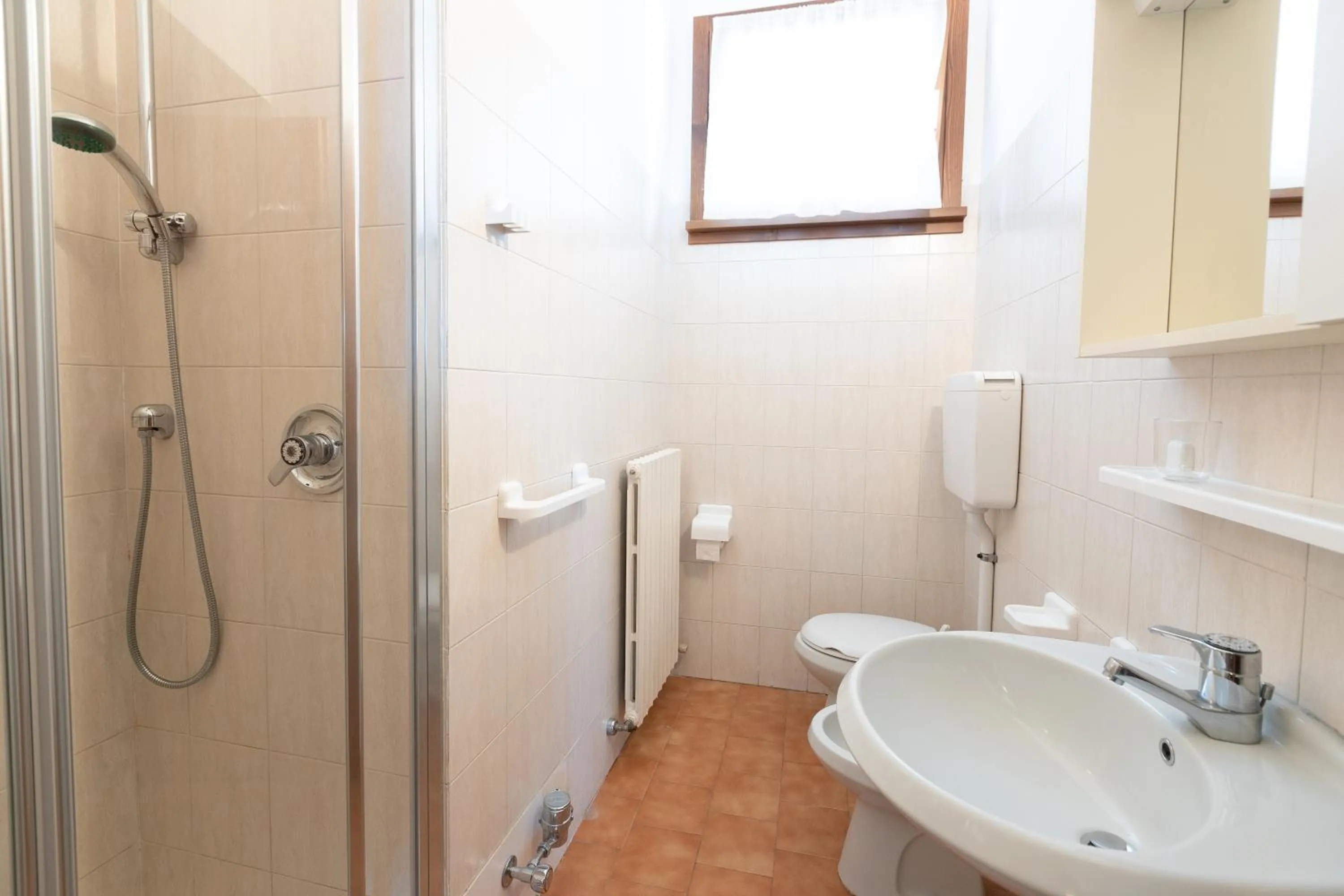 Shower in La Villa Feleit