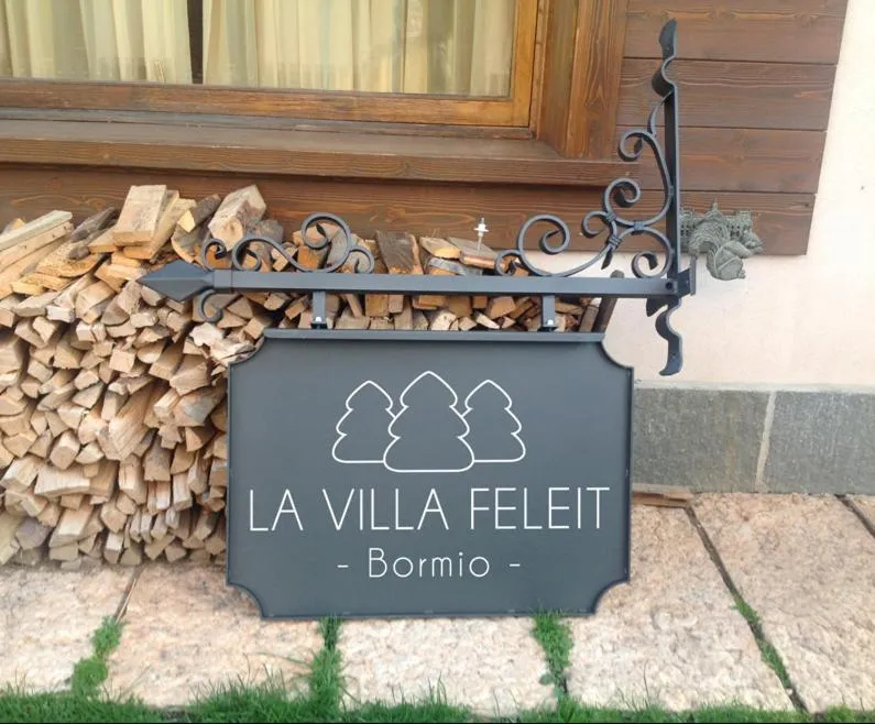 Property building in La Villa Feleit
