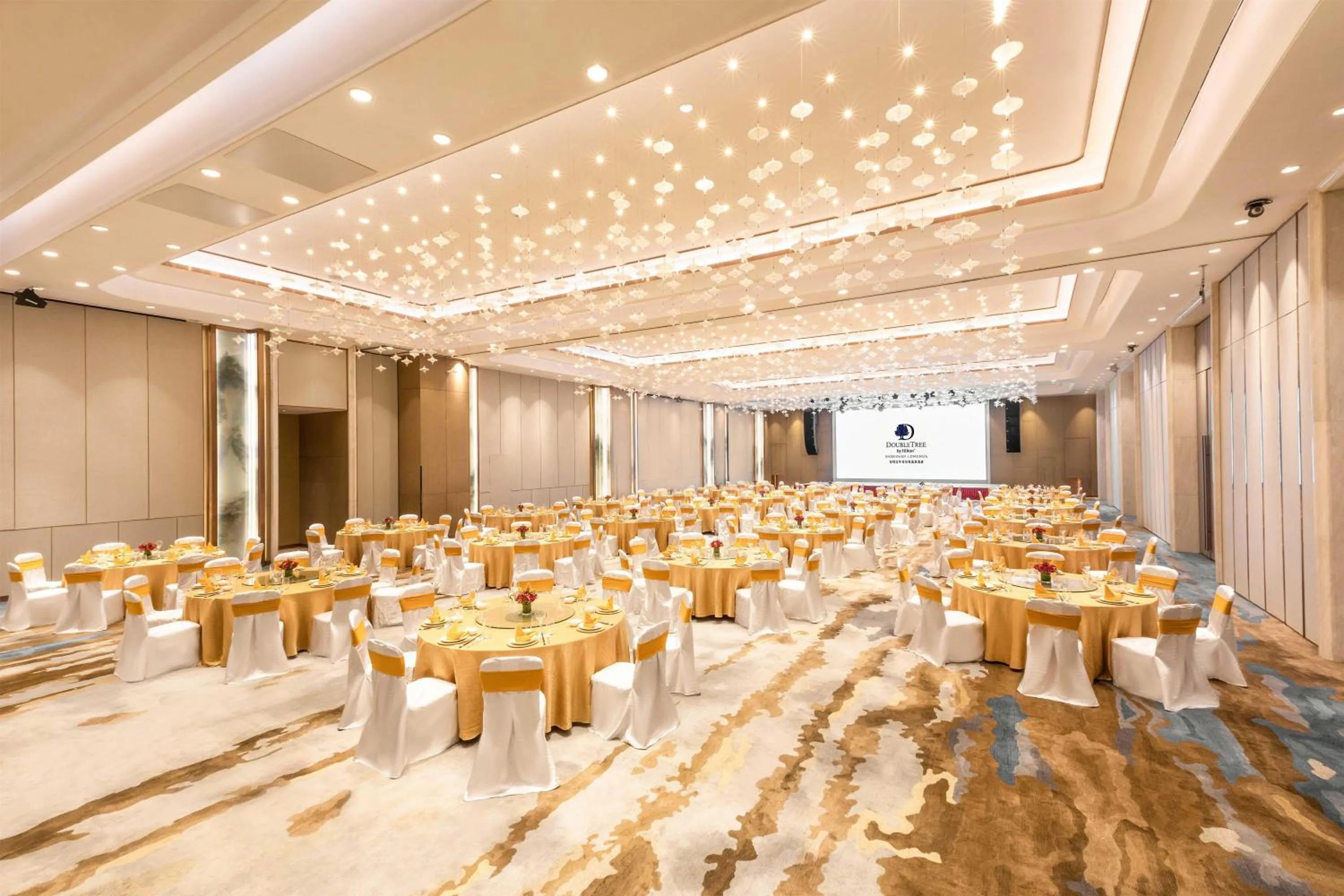 Meeting/conference room in DoubleTree by Hilton Hotel Shenzhen Longhua