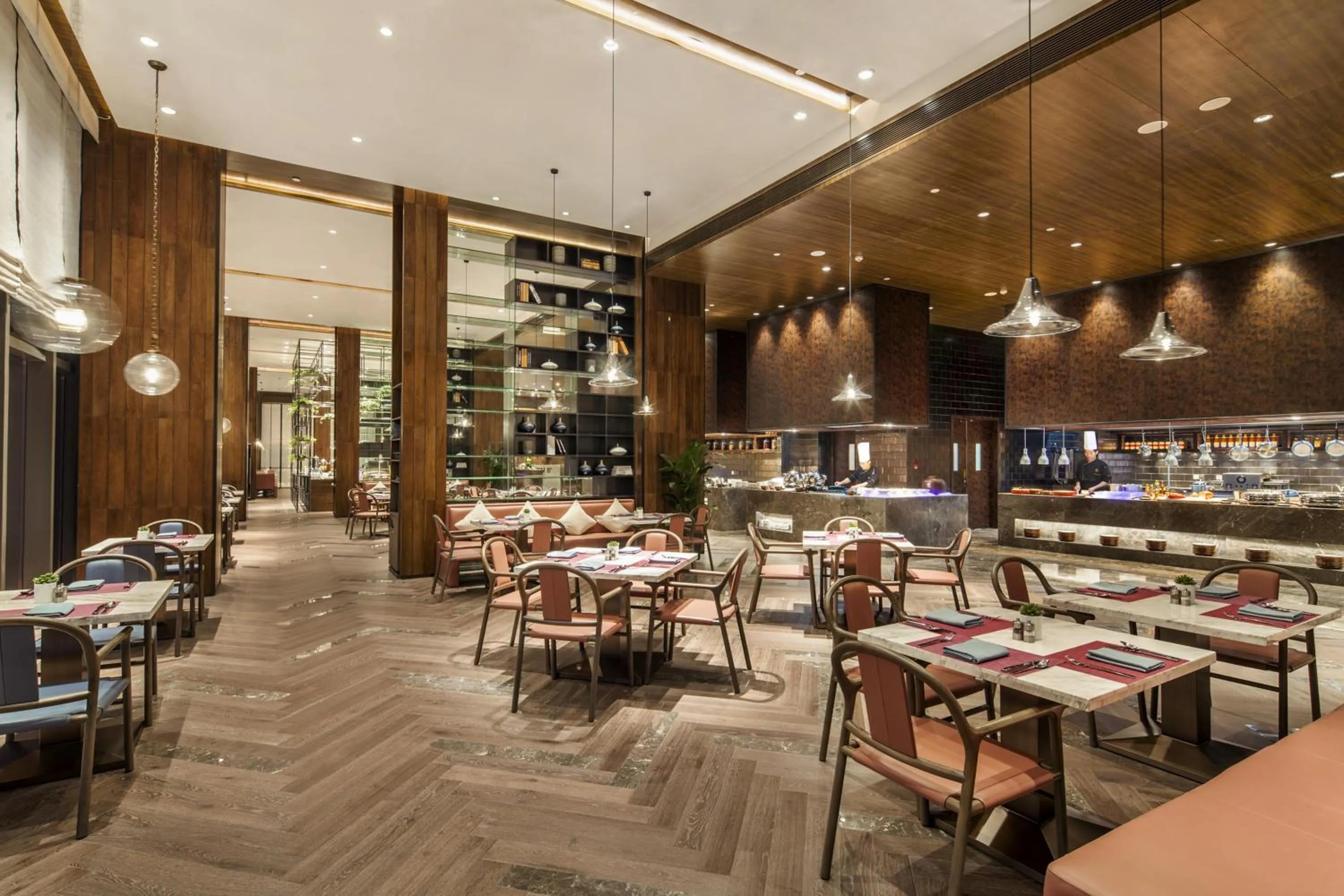 Restaurant/places to eat in DoubleTree by Hilton Hotel Shenzhen Longhua