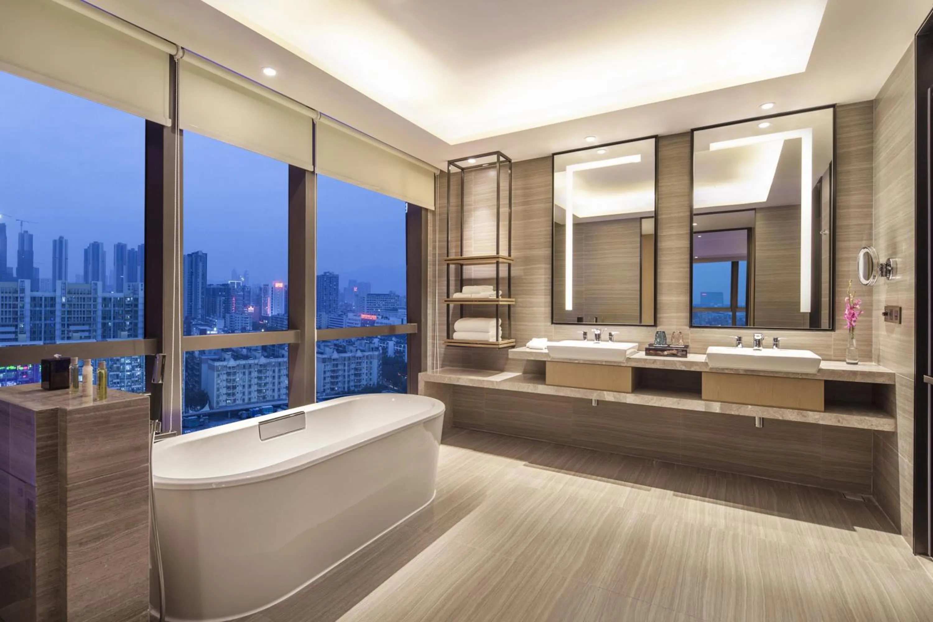 Bathroom in DoubleTree by Hilton Hotel Shenzhen Longhua