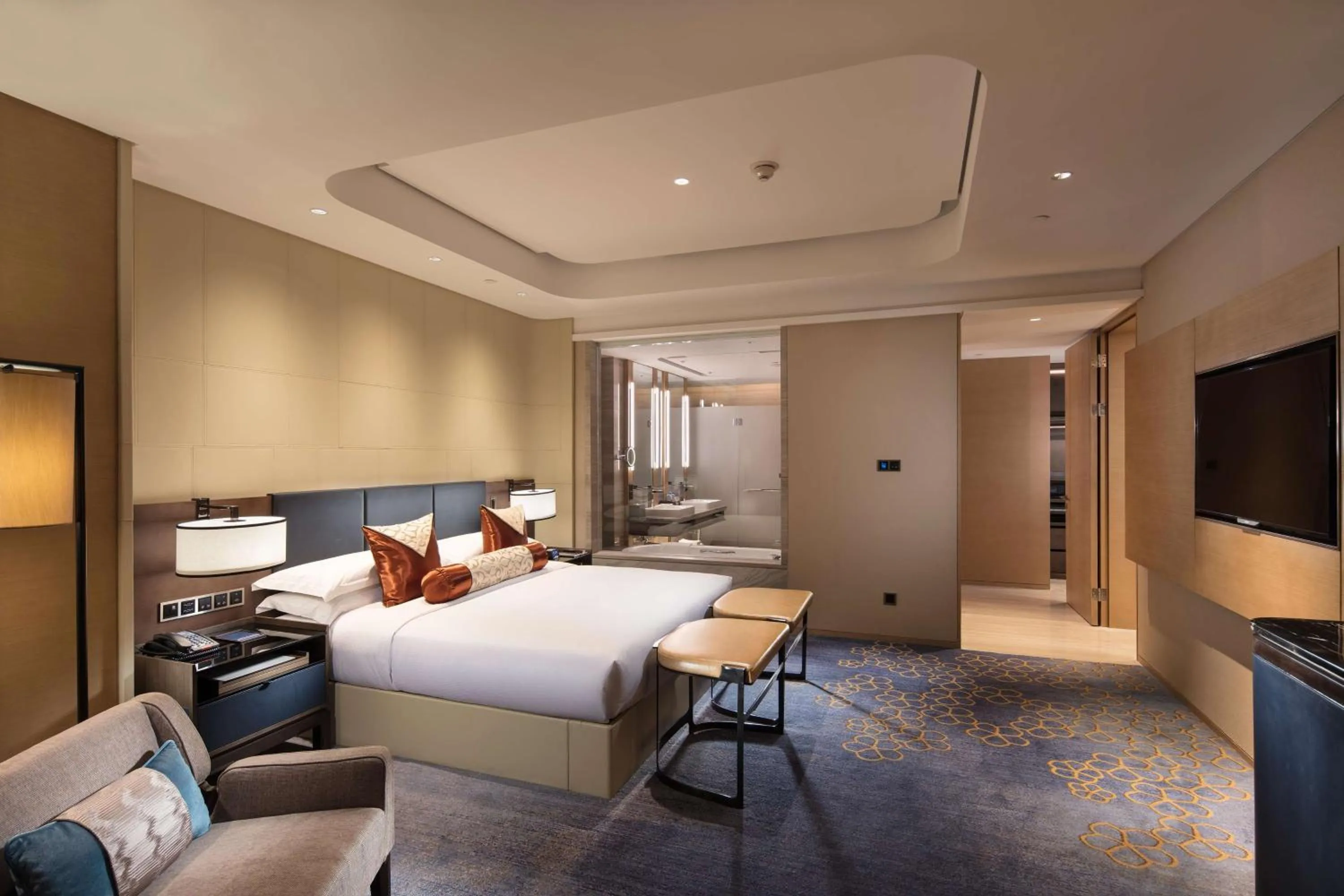 Bed in Hilton Jinan South Hotel & Residences