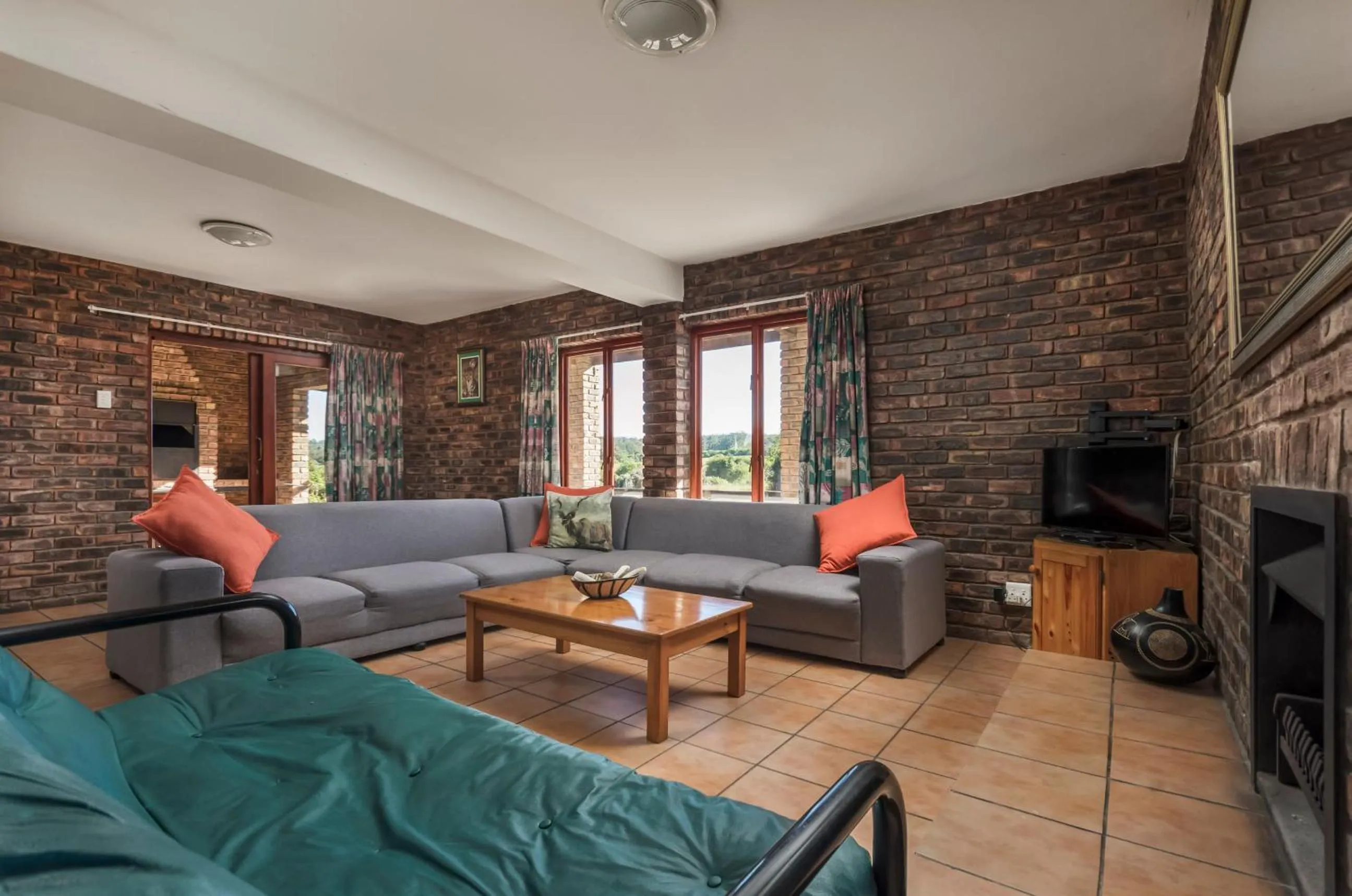 Living room in Kragga Kamma Game Park