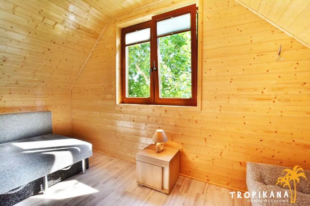 Shower in Tropikana Domki, Apartamenty