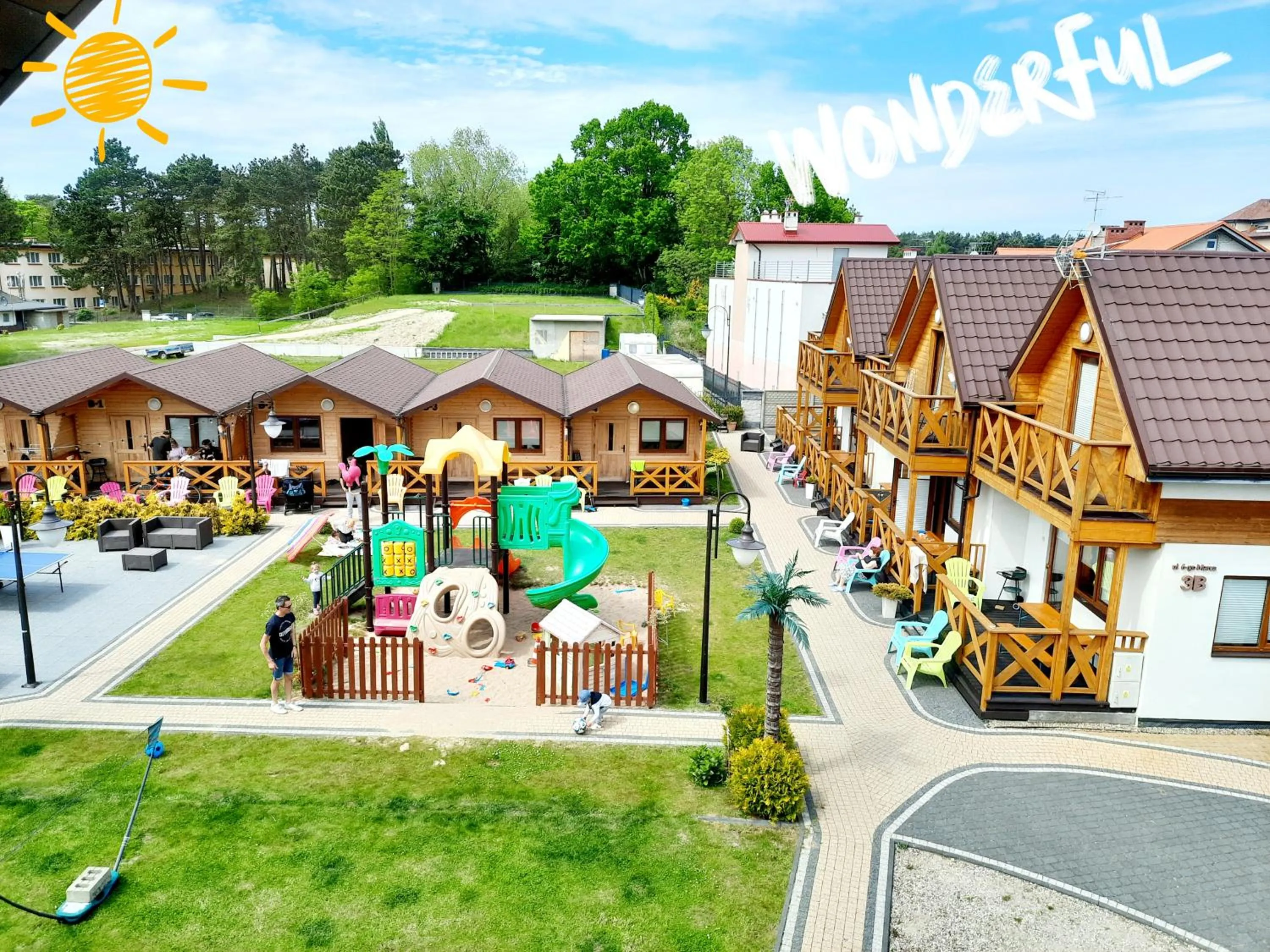 Property building in Tropikana Domki, Apartamenty