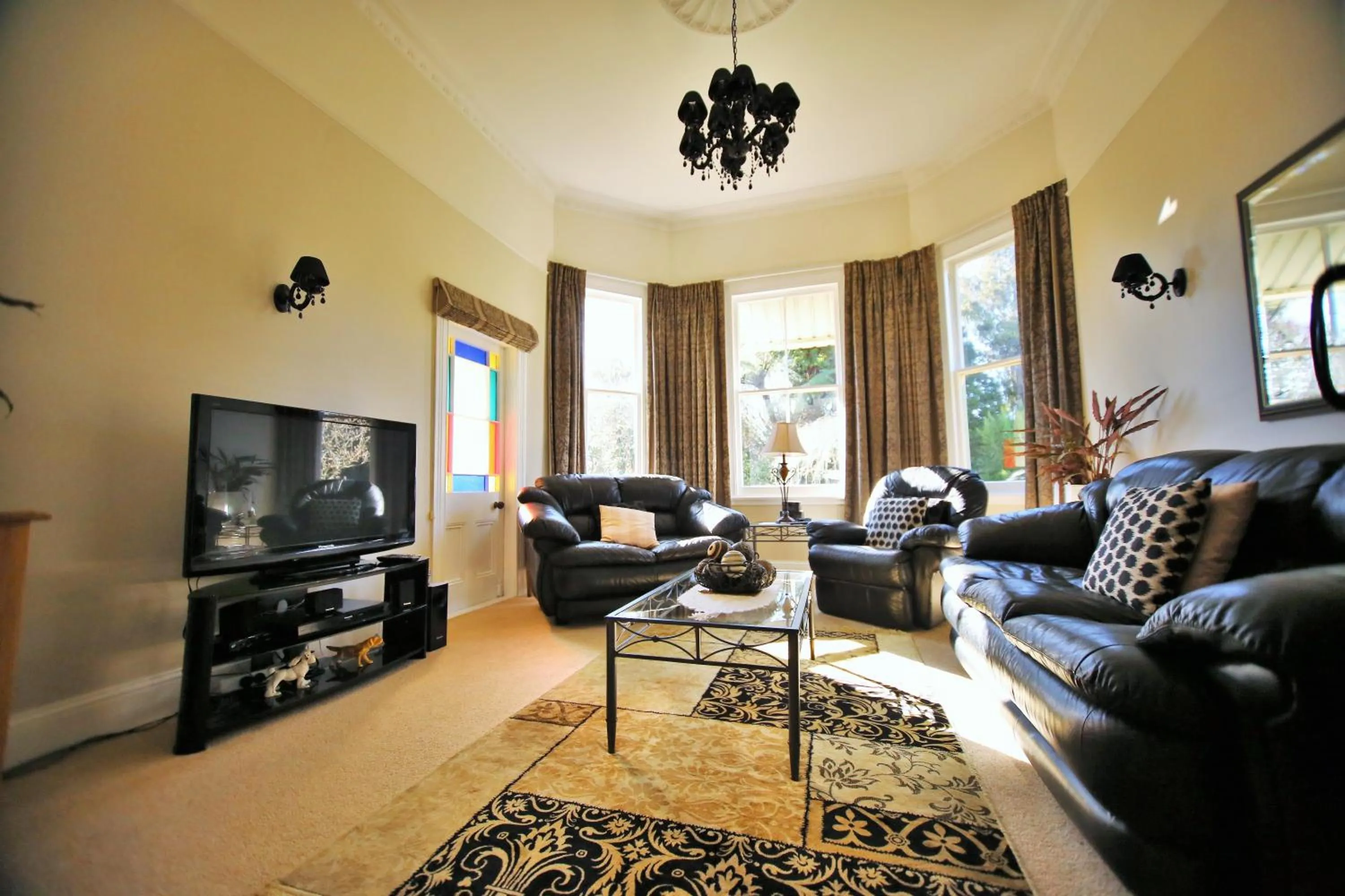 Communal lounge/ TV room in Regan House