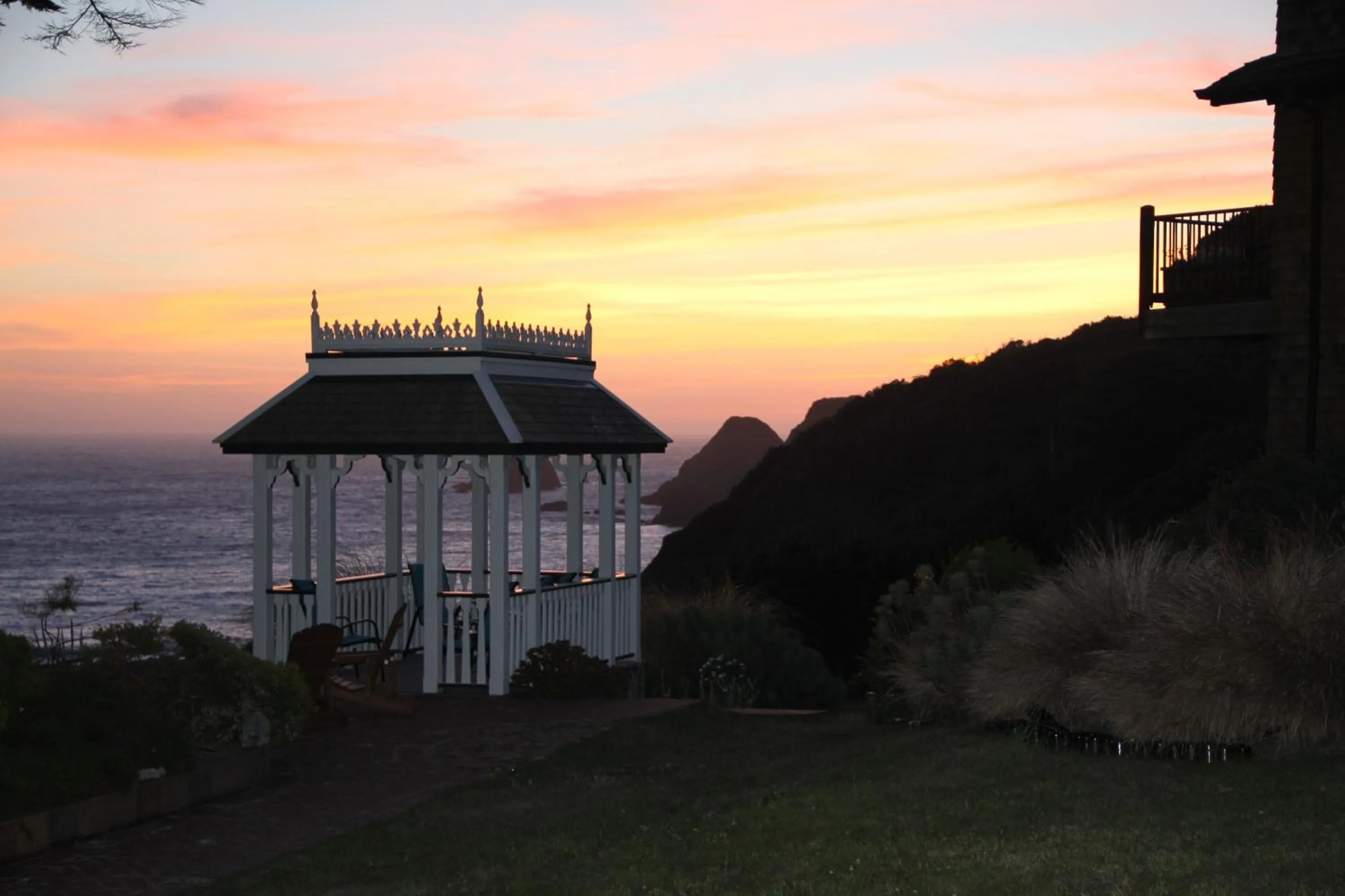 Natural landscape in Elk Cove Inn & Spa