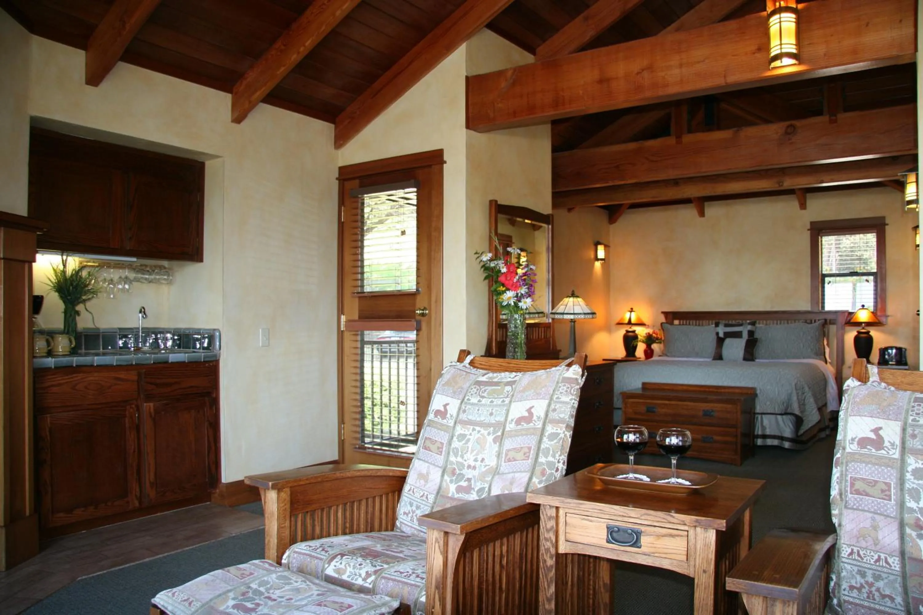 Bedroom in Elk Cove Inn & Spa