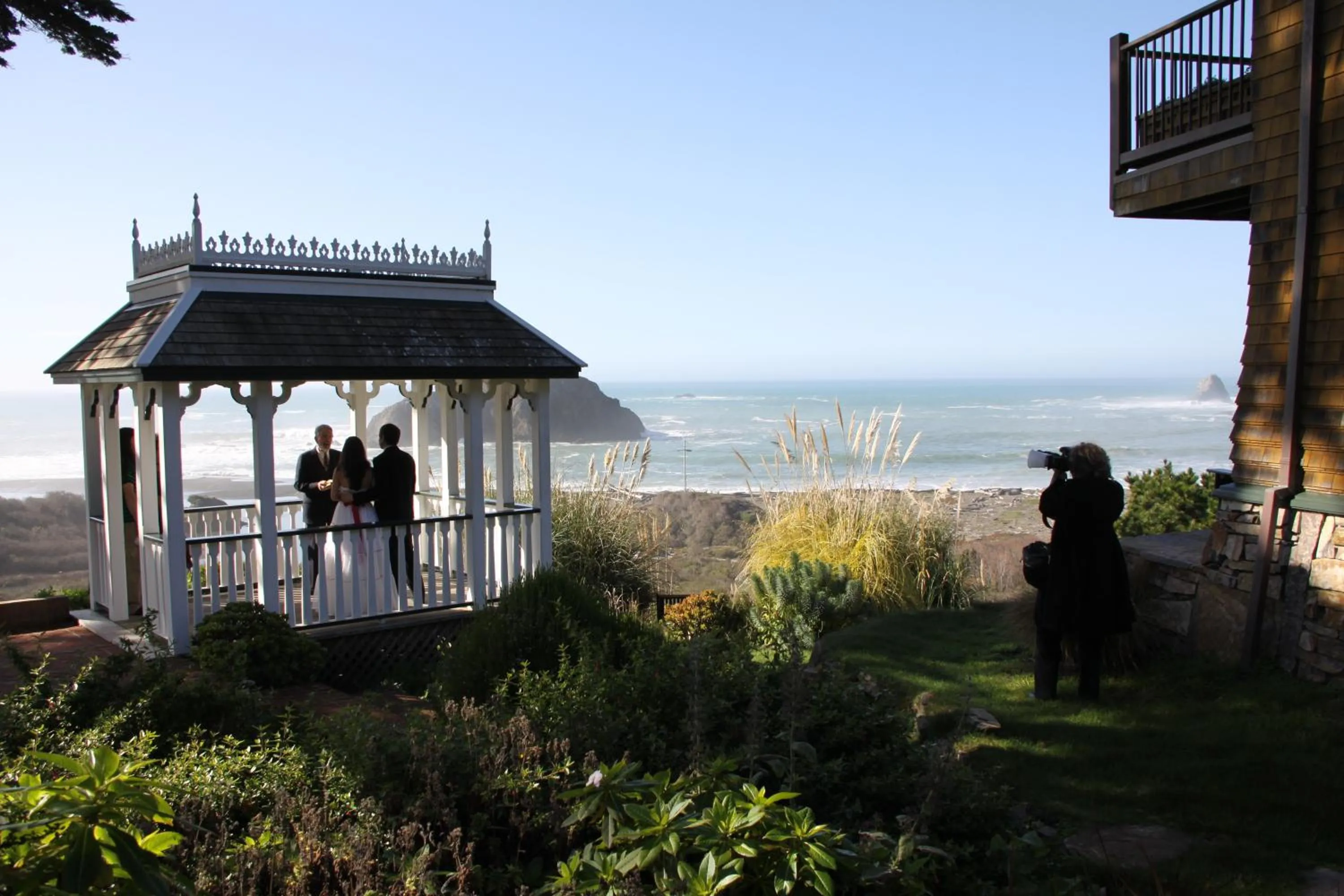 Garden in Elk Cove Inn & Spa