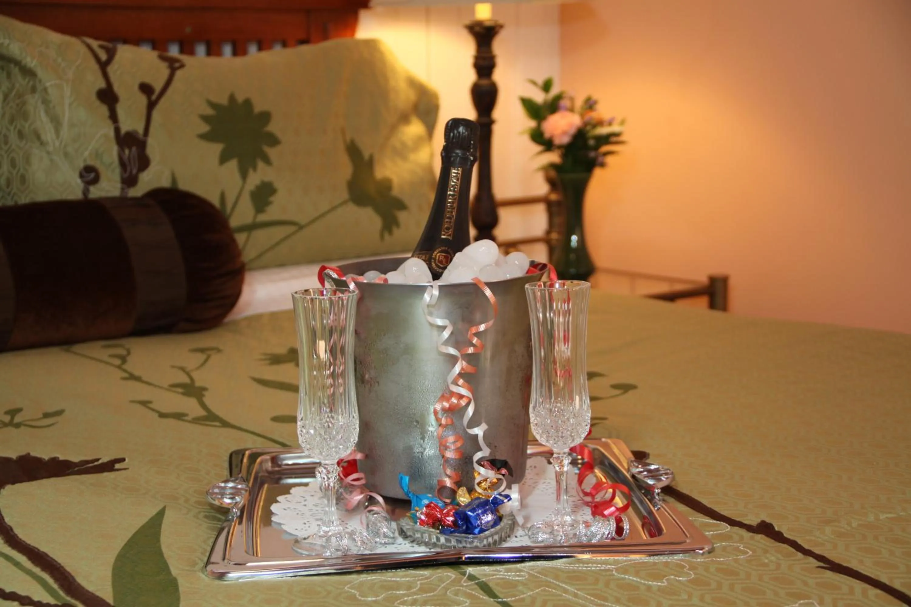 Decorative detail in Elk Cove Inn & Spa