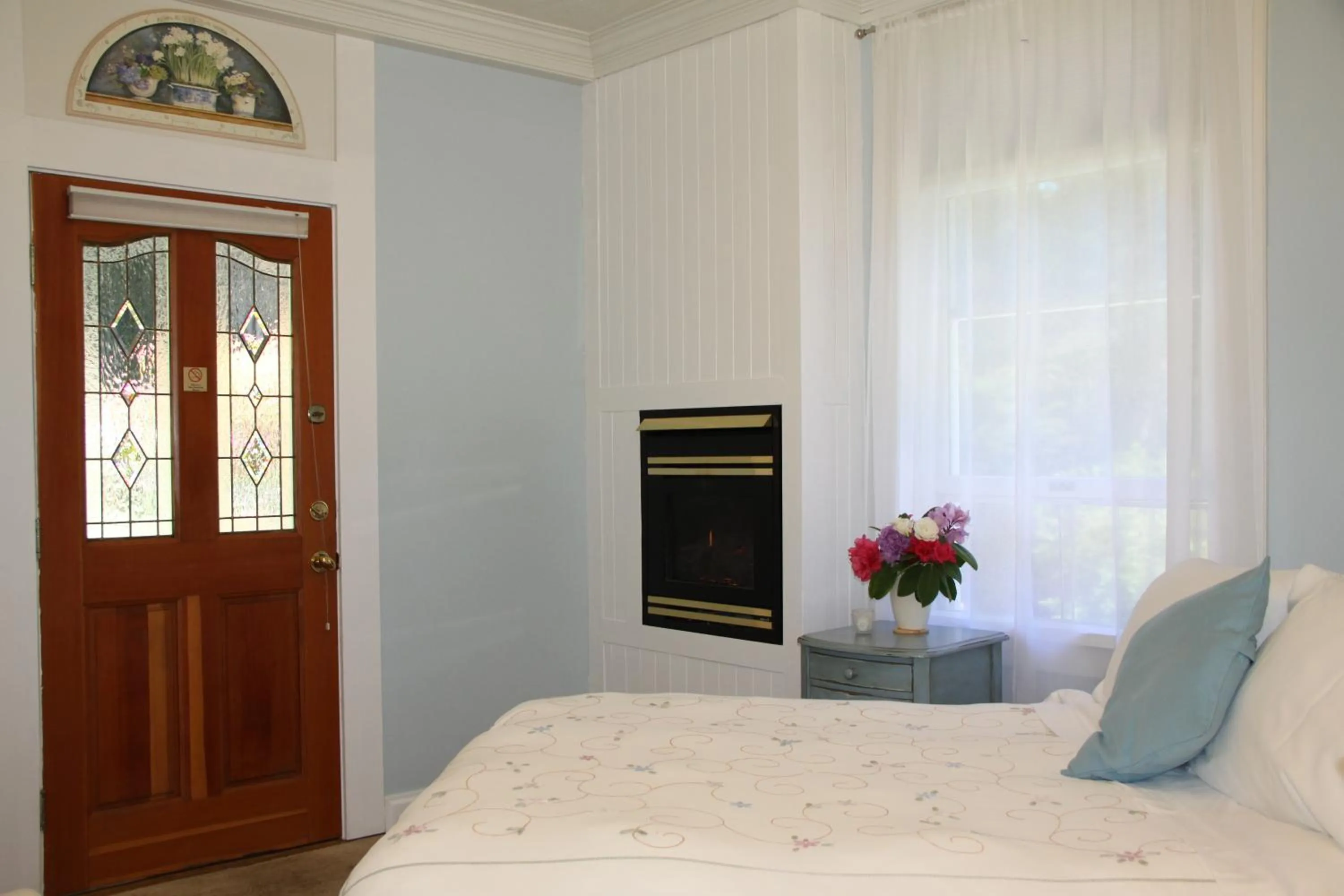 Bedroom, Bed in Elk Cove Inn & Spa