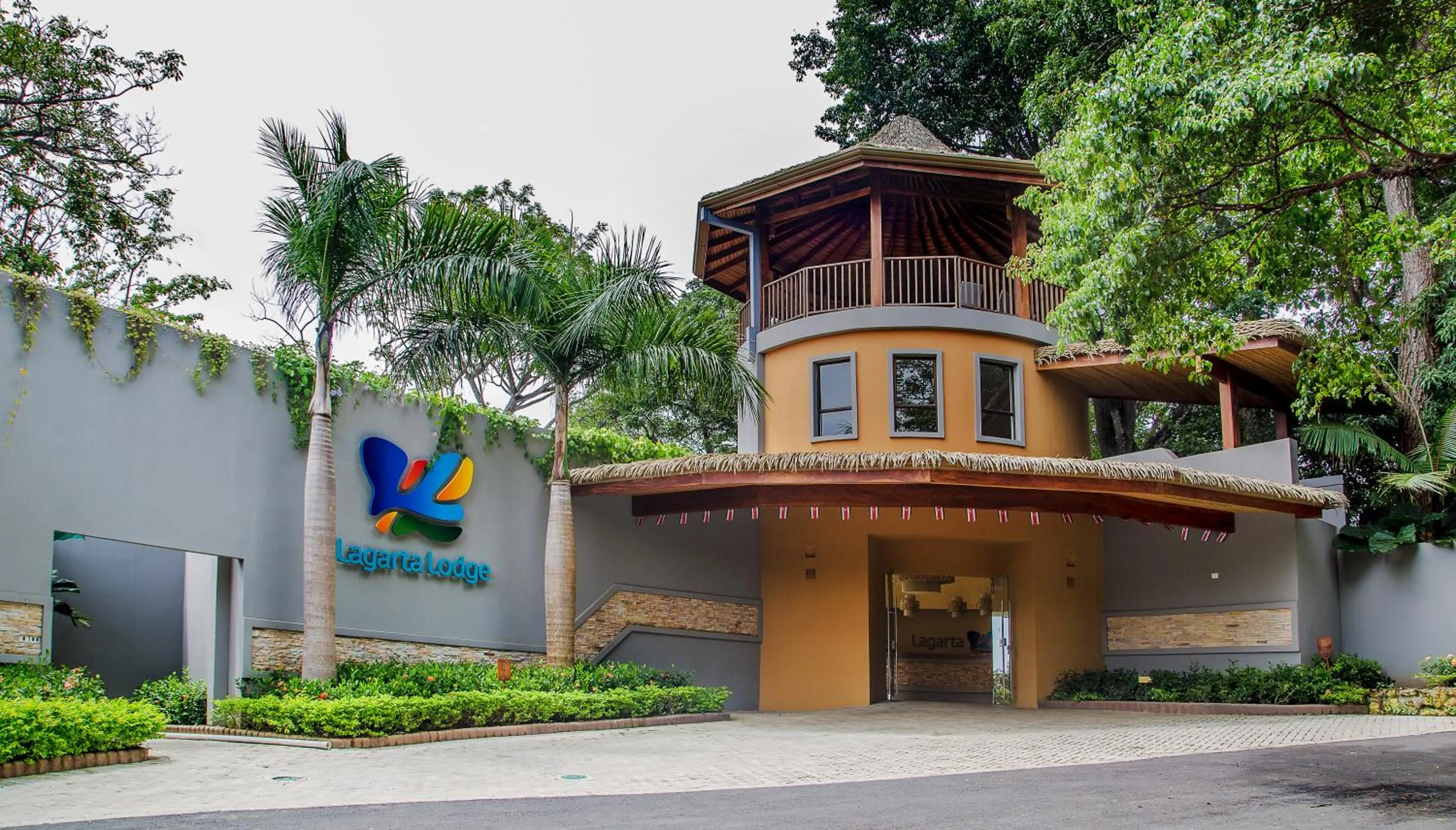 Facade/entrance in Hotel Boutique Lagarta Lodge