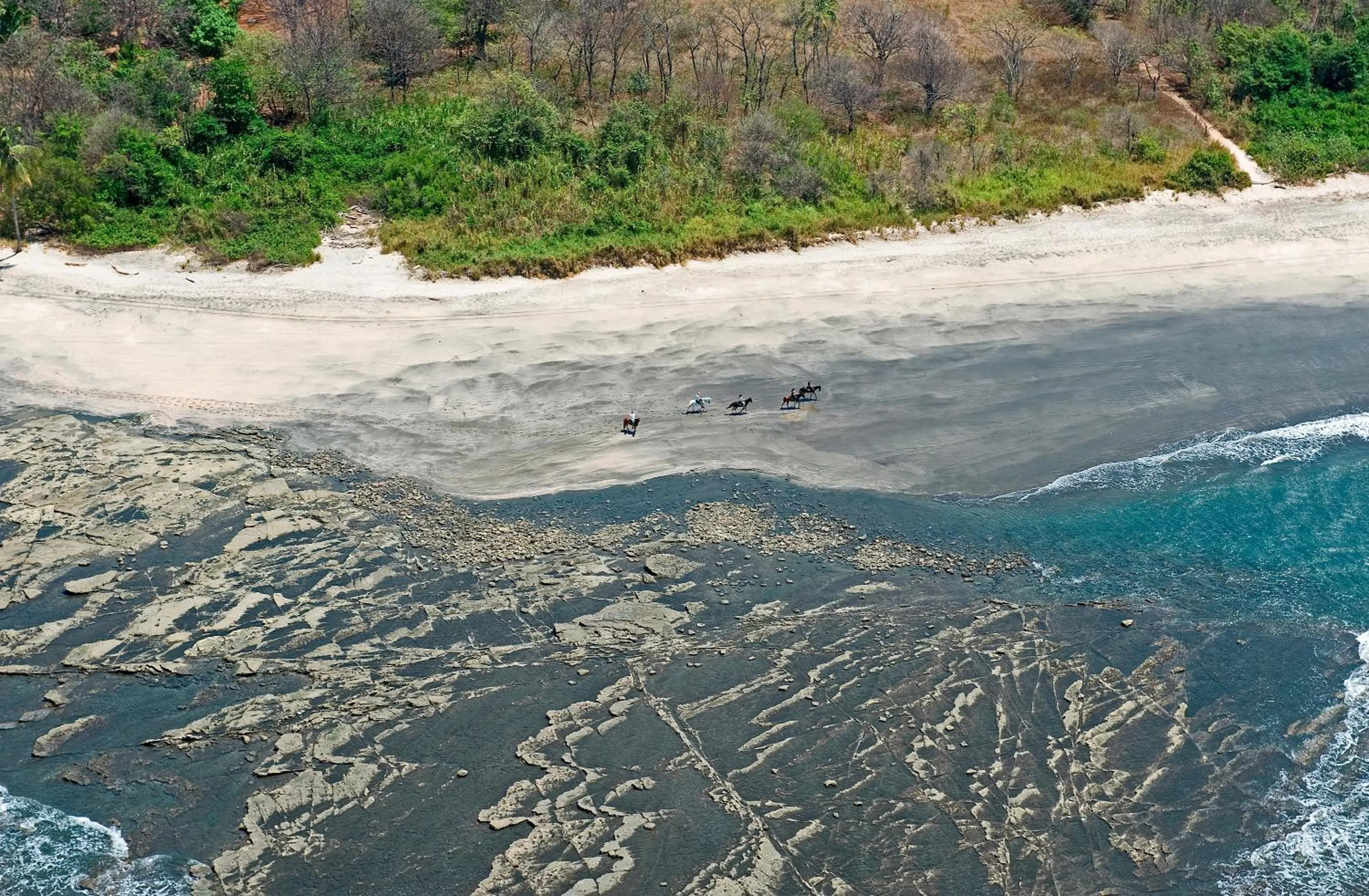 Beach in Hotel Boutique Lagarta Lodge