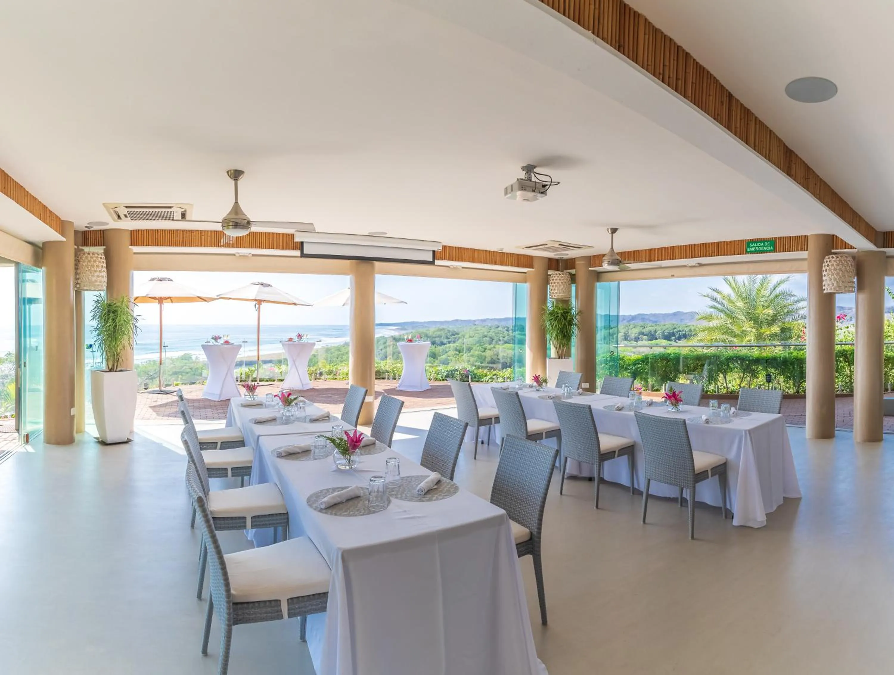 Business facilities in Hotel Boutique Lagarta Lodge