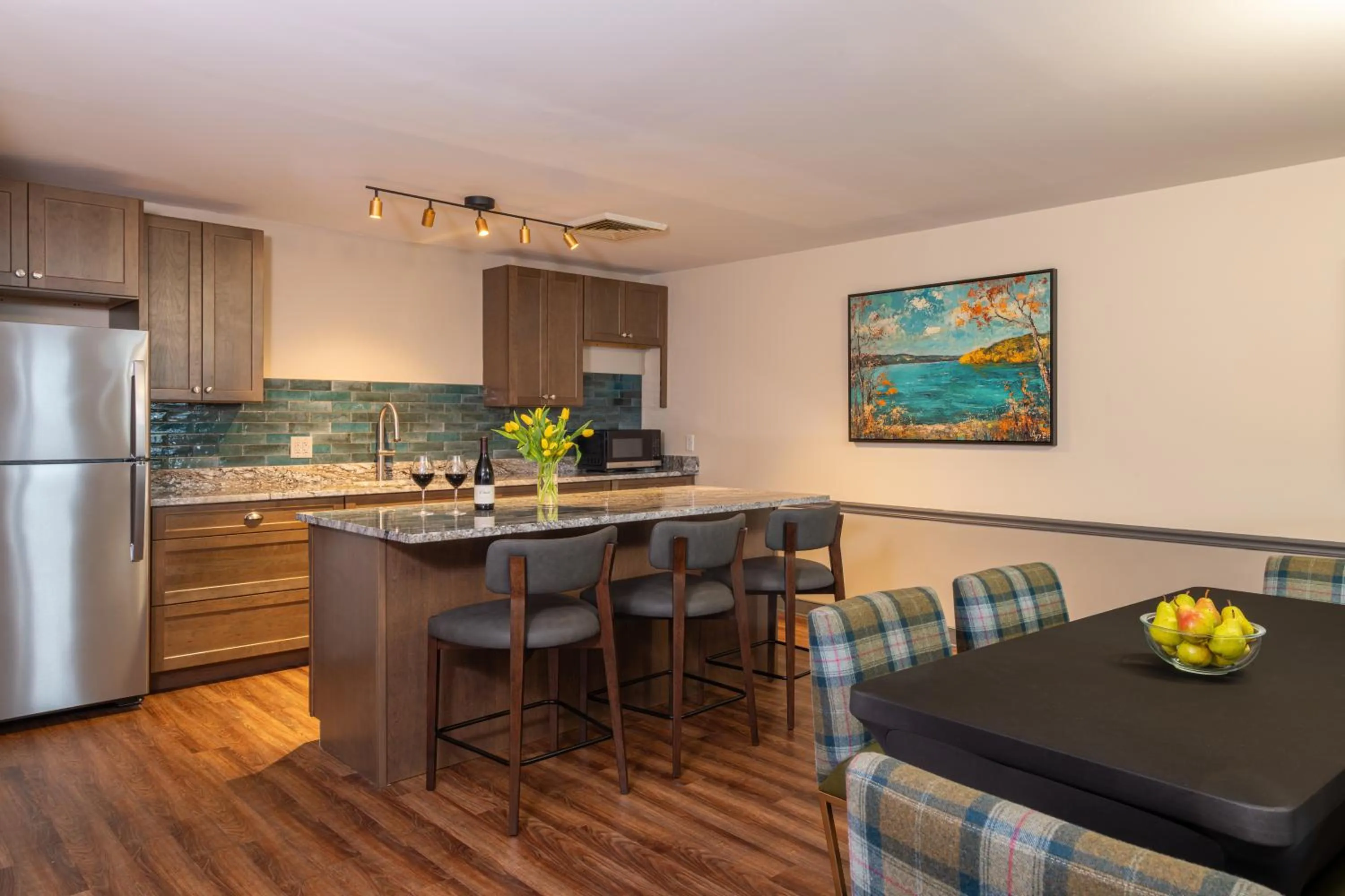 Kitchen or kitchenette in La Tourelle Inn & Spa