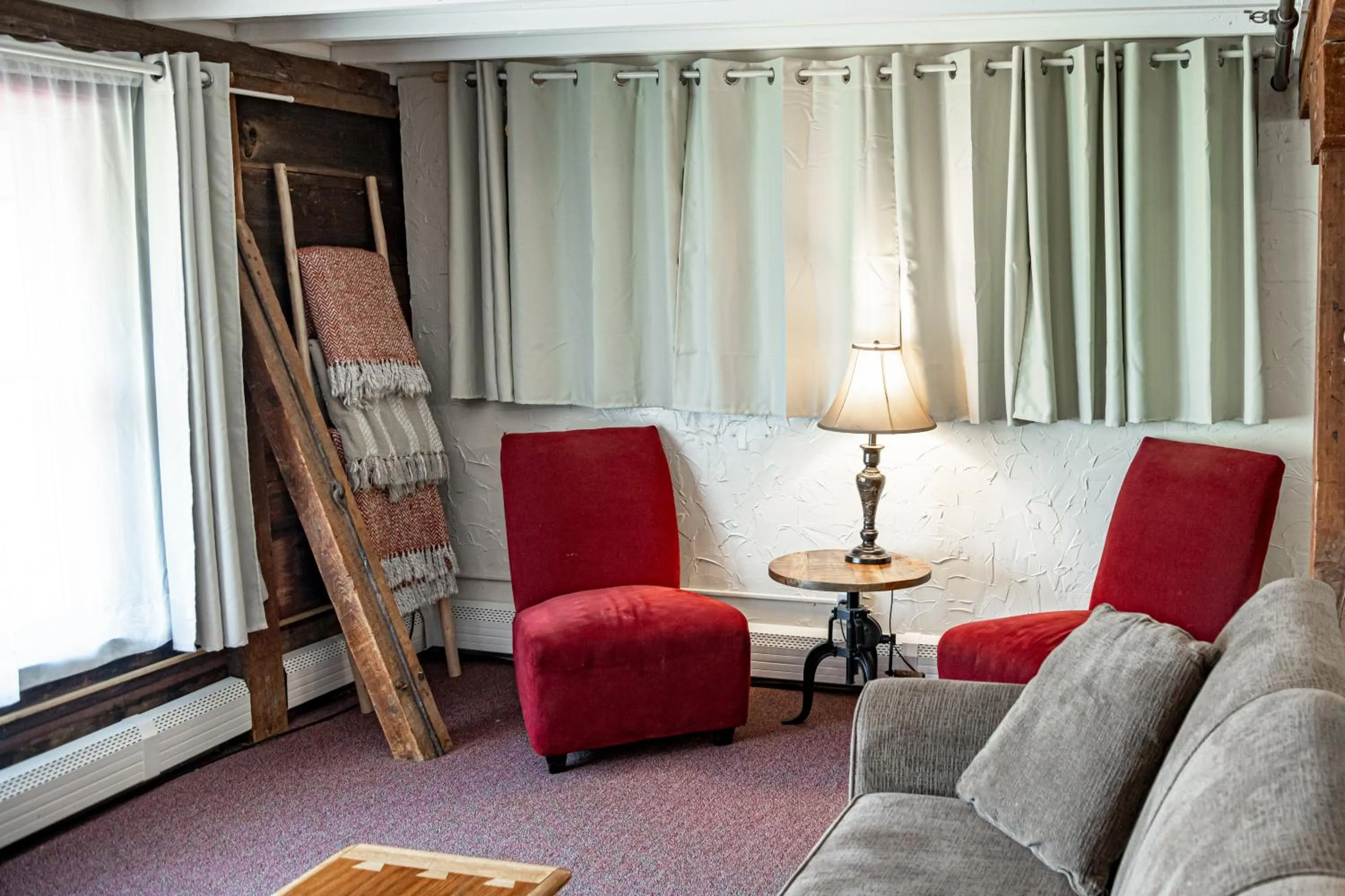 Seating area in La Tourelle Inn & Spa