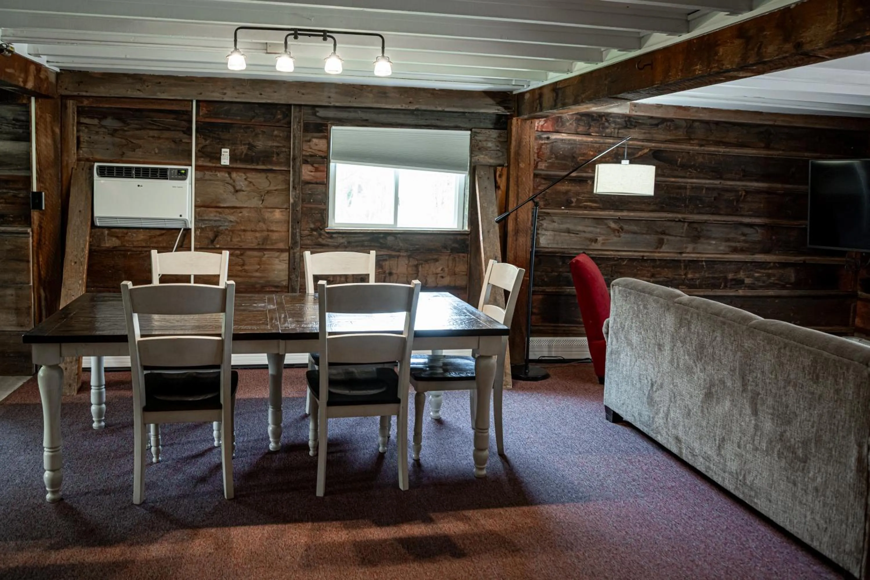 Dining area in La Tourelle Inn & Spa