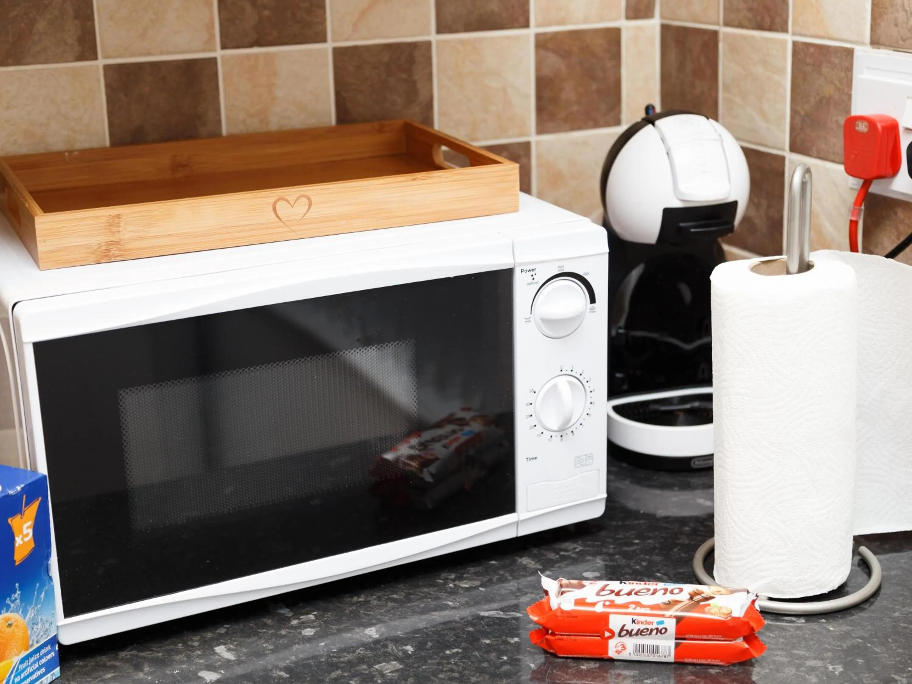 Kitchen or kitchenette in Ruth Apartments