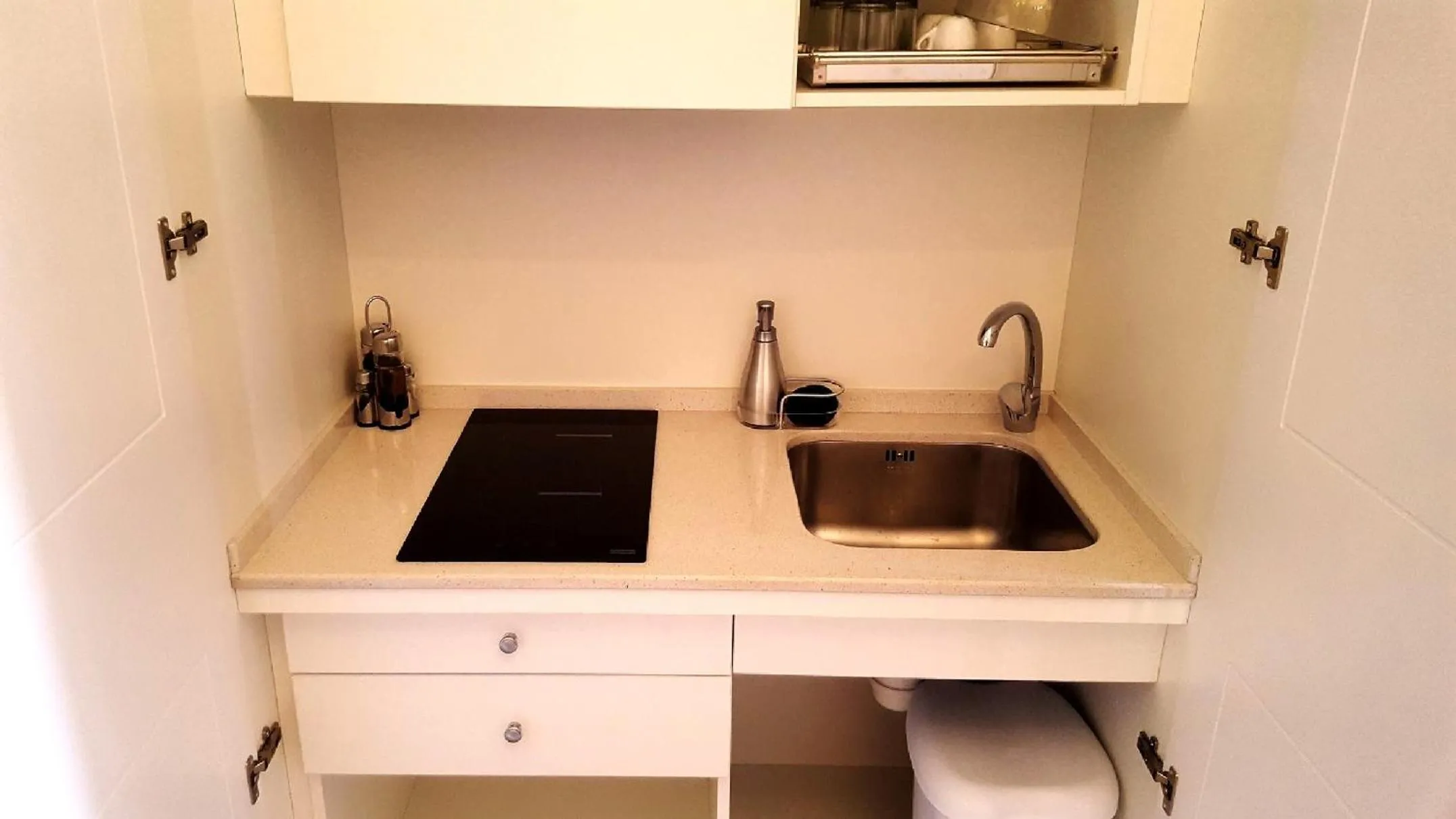 Kitchen or kitchenette in Palazzo Zimatore Residenza D'Epoca