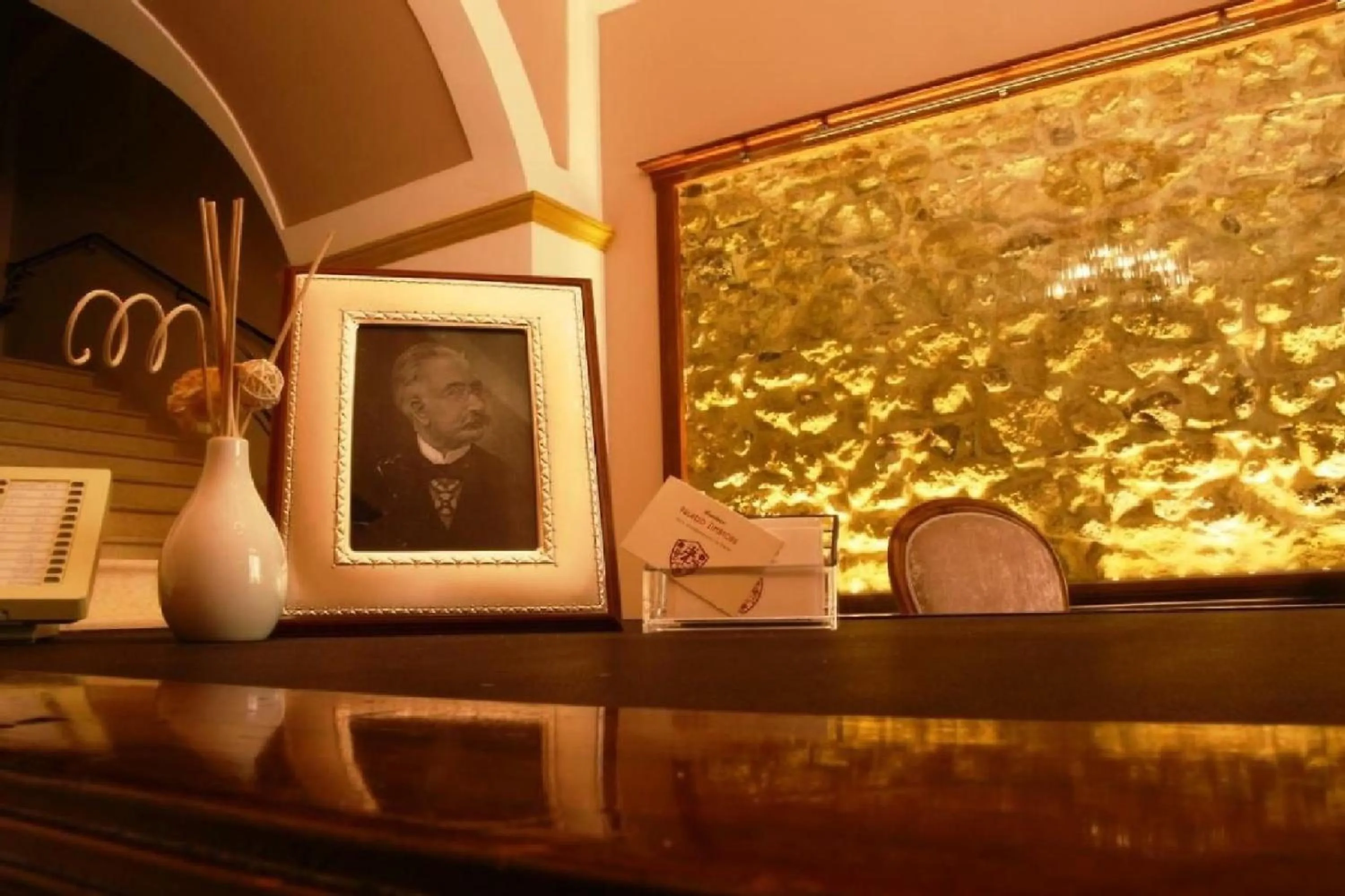 Lobby or reception in Palazzo Zimatore Residenza D'Epoca